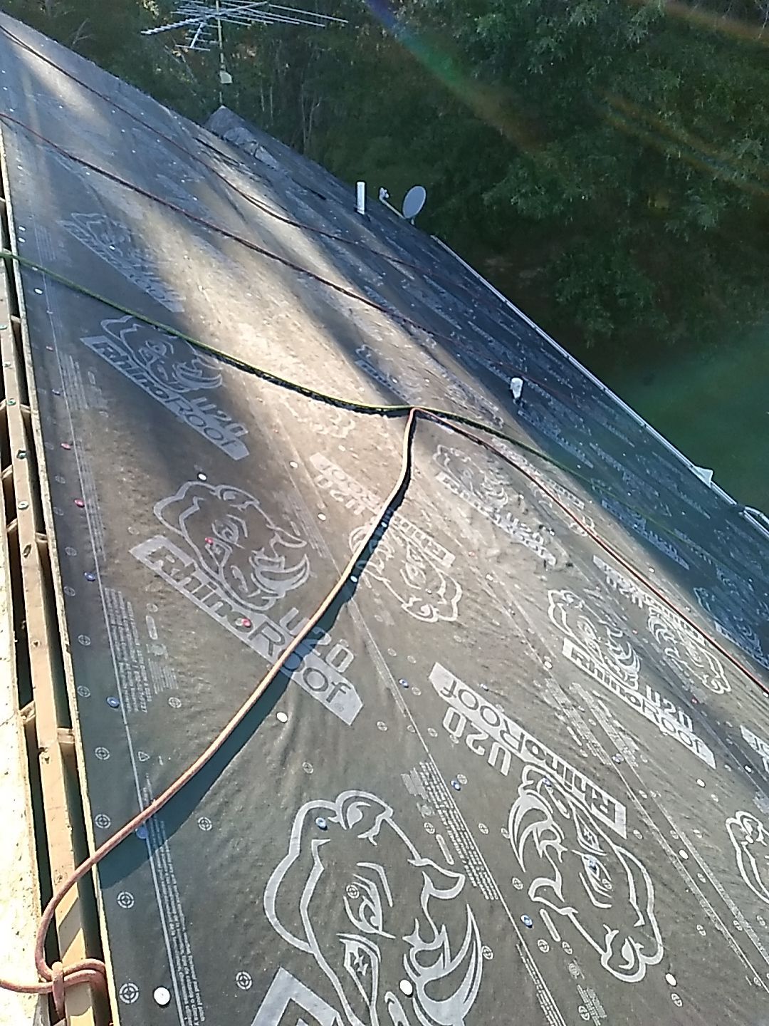 Residential Roofing Installation using Owens Corning Oakridge- Williamsburg Gray by Indigo State Roofing