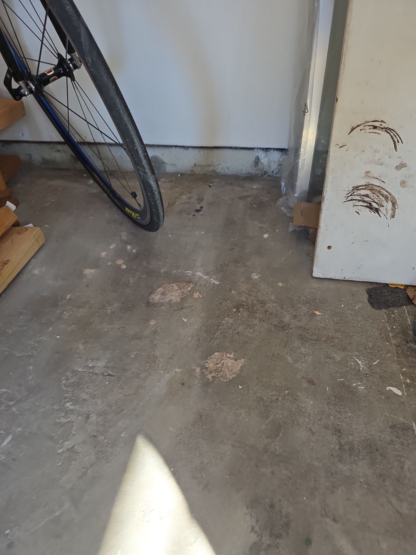 Morro Bay Garage Floor Transformation with Glacier chip Coating by MGP Coatings