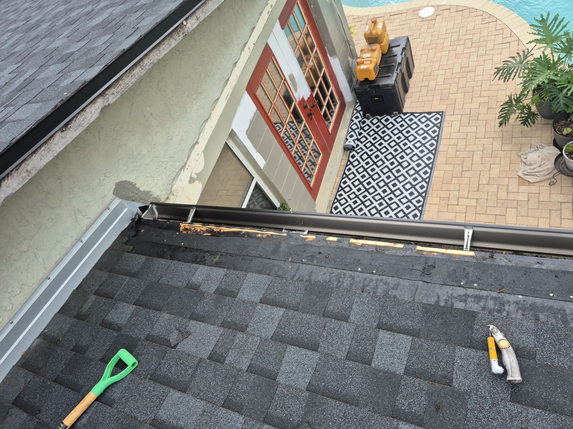 Project in St. Petersburg 33710 by Mitchell Roofing Company LLC 