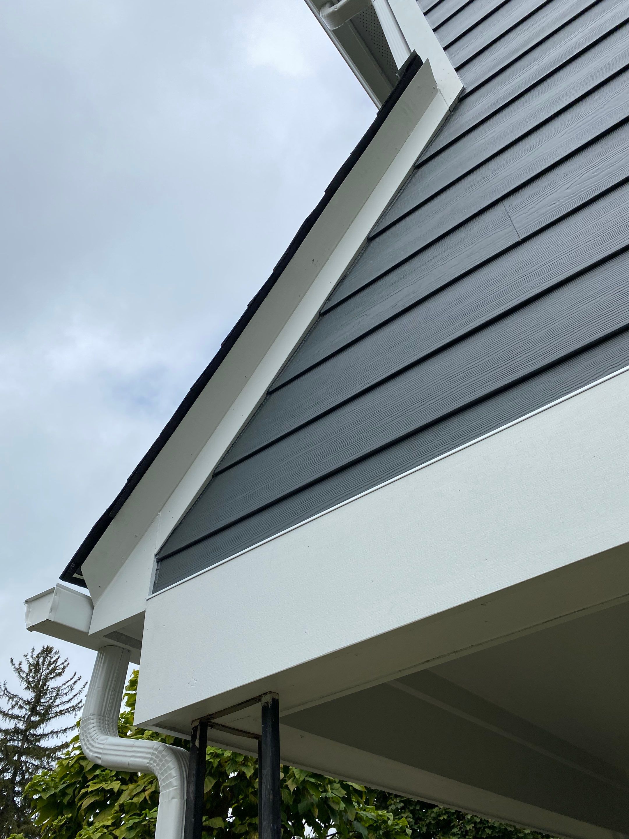Siding Installation using James Hardie Fiber Cement Lap Siding by Best Exteriors Inc