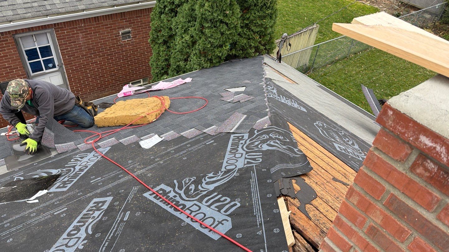 Roof Replacement using Owens Corning Onyx Black by 180 Contractors