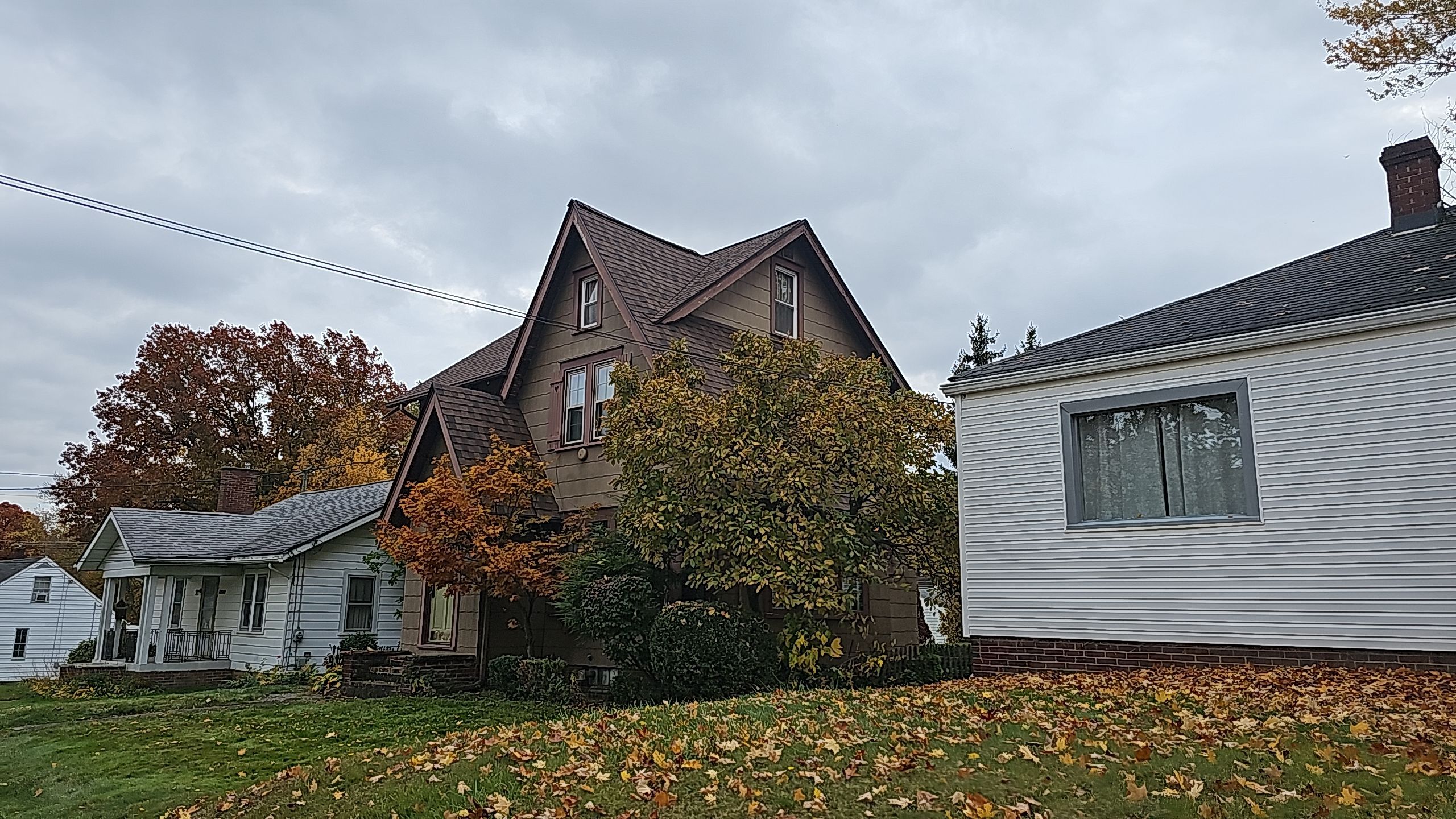 ATLAS PINNACLE COLOR: BURNT HICKORY DRIP EDGE: ROYAL BROWN by Eagle Eye Roofing