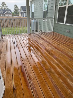 Weathered Deck using Wood Sealant