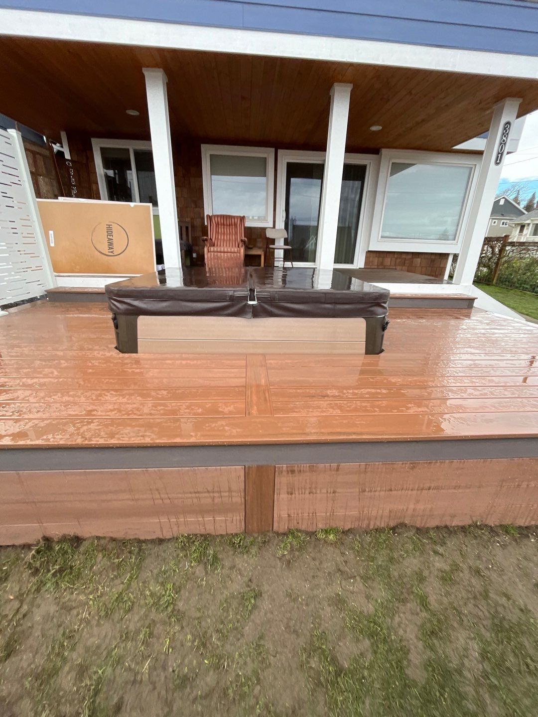 Deck Extension with Hideaway Screen by Alki deck builders 