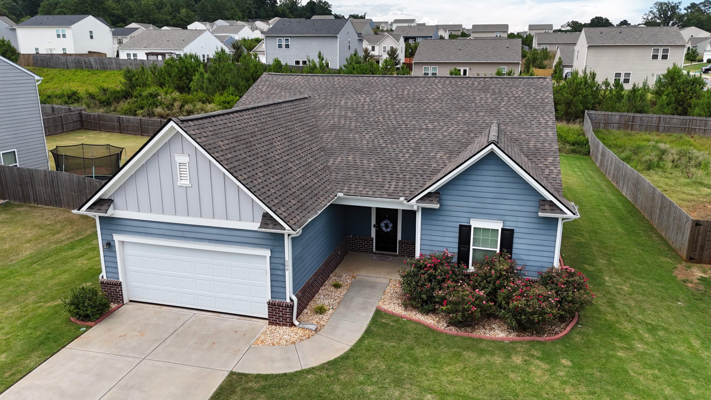 Atlas Pinnacle Pristine - Weathered Shadow by Douglas Construction 