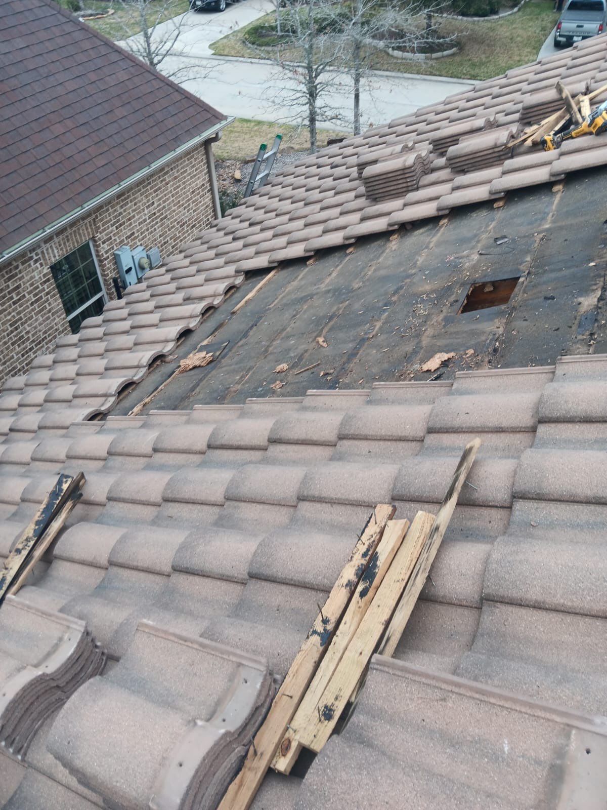 Tile Roof Repair by Roof Repair Company