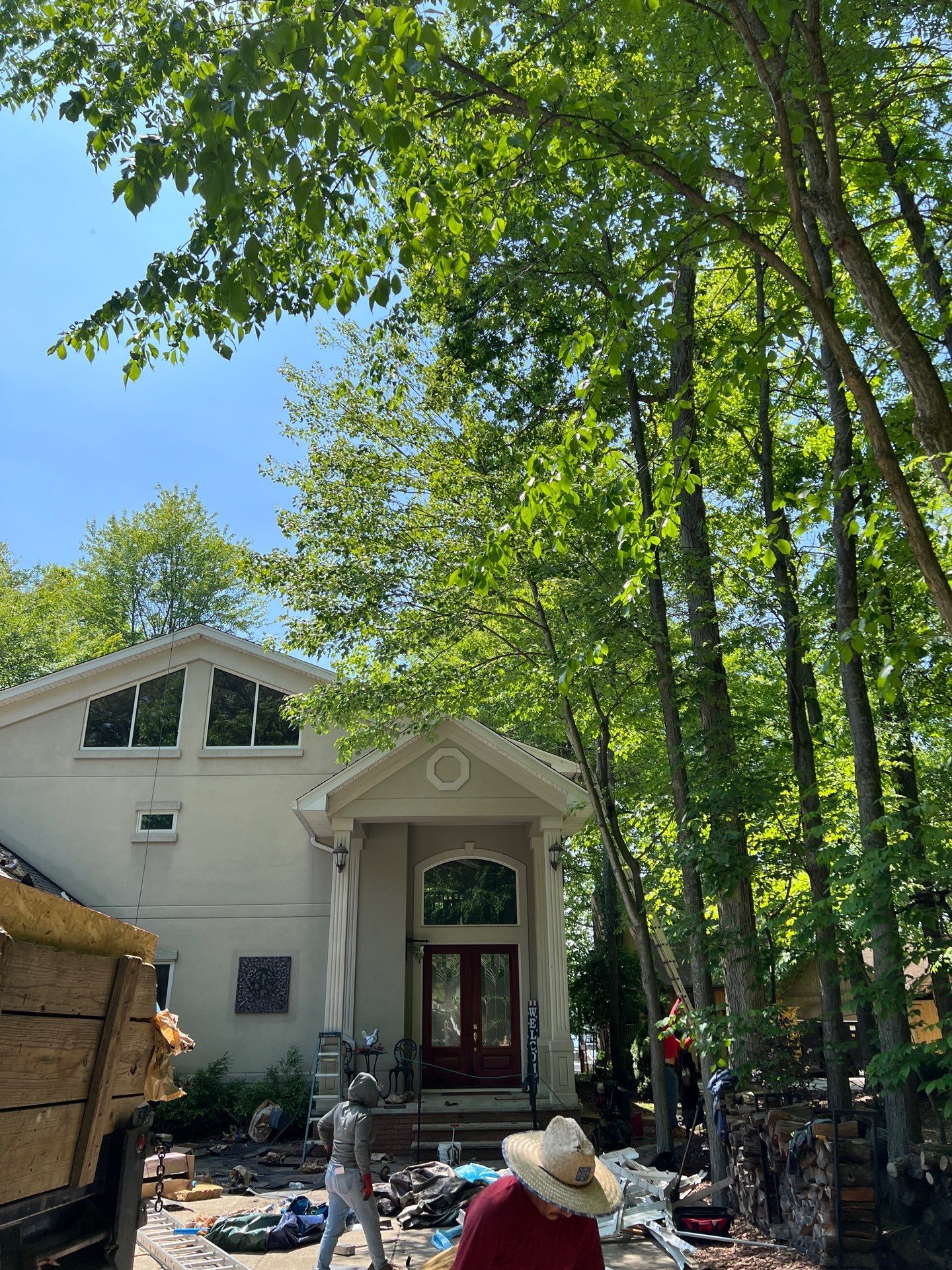 Residential Roofing and Siding Replacement Job by Best Roofing & Siding Company