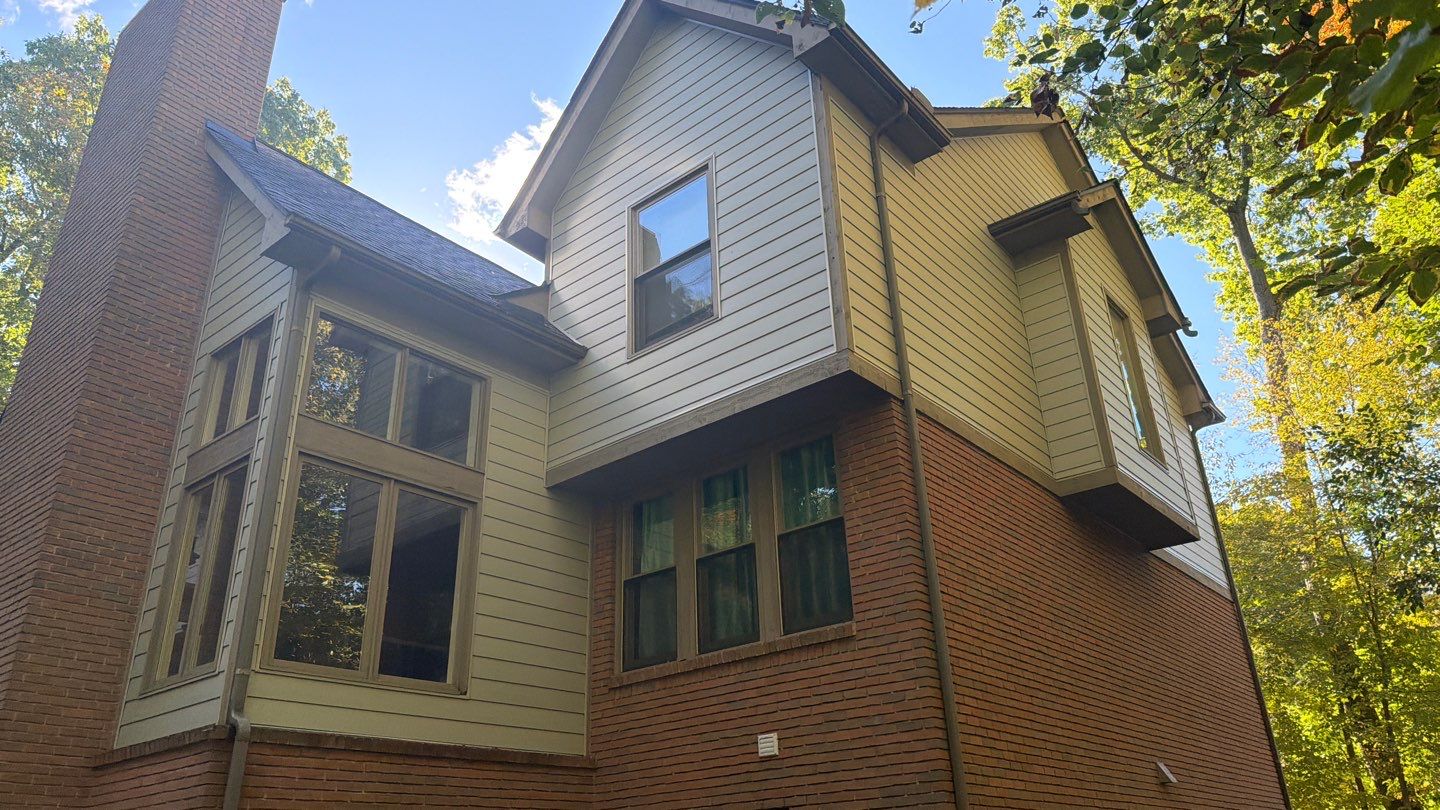 Siding Replacement using Alside S7 Cedar Mill Grain Cape Cod Grey by 180 Contractors