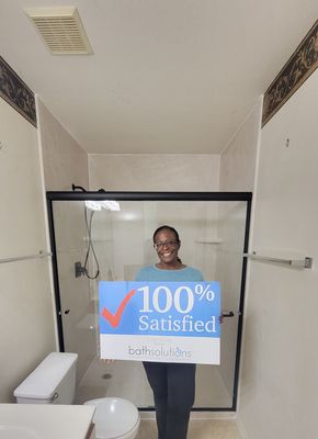 Tub to Walk-in Shower in Del Valle, 78617