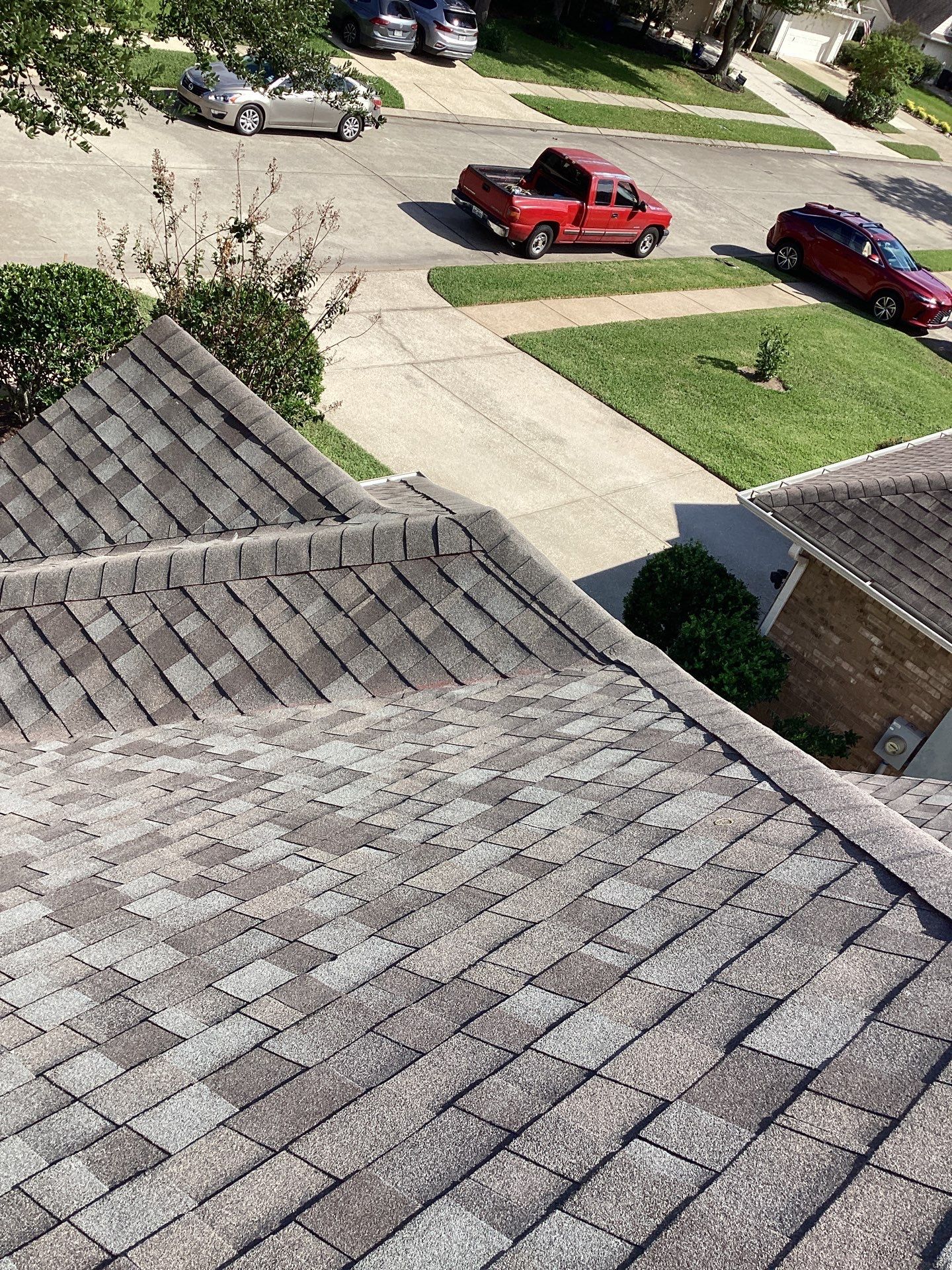 Residential Roofing Installation using Owen's Corning Duration (Lifetime) Shingles by Roof Repair Company