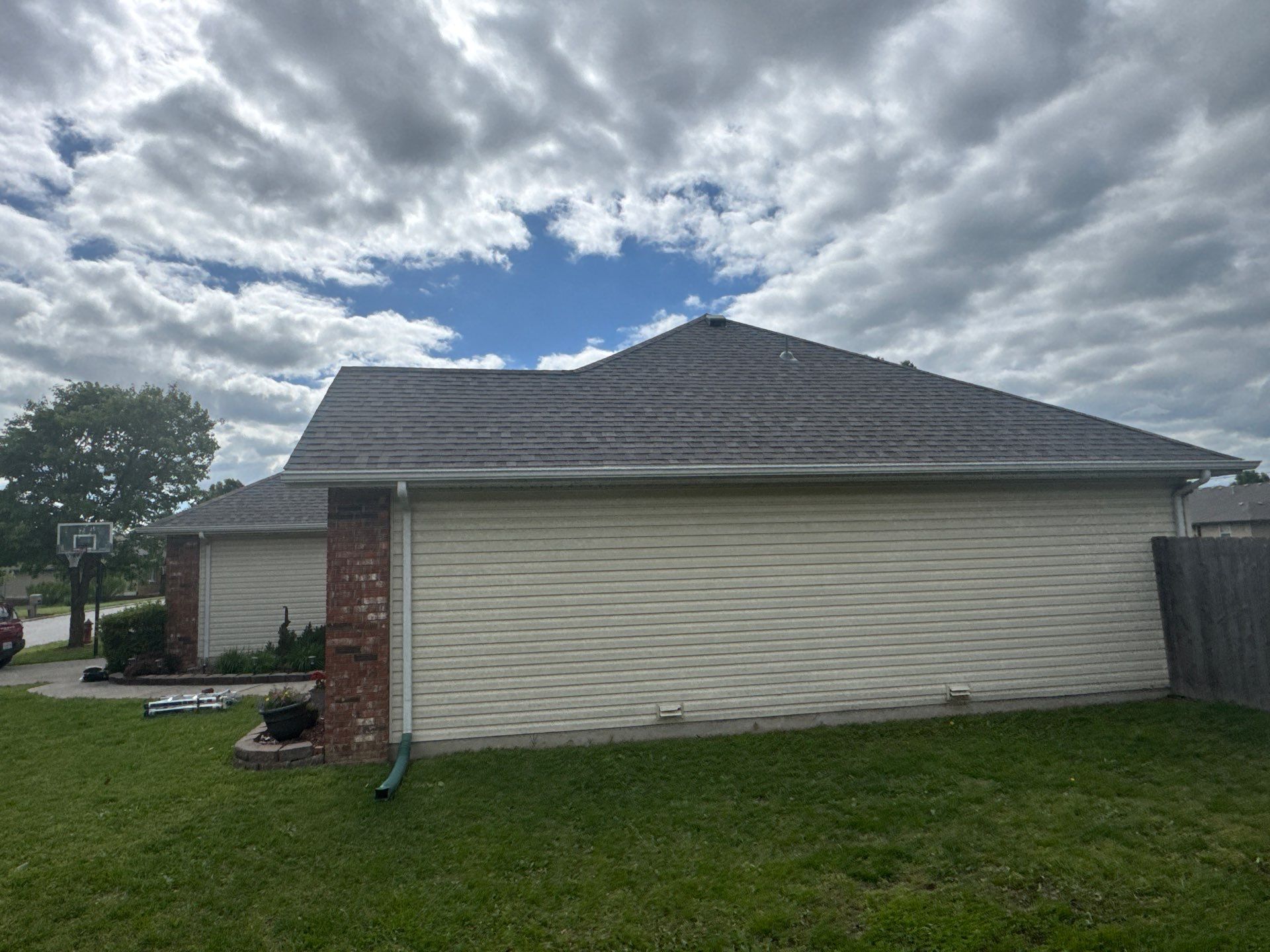 Roof Replacement in Rogersville by Table Rock Design + Build
