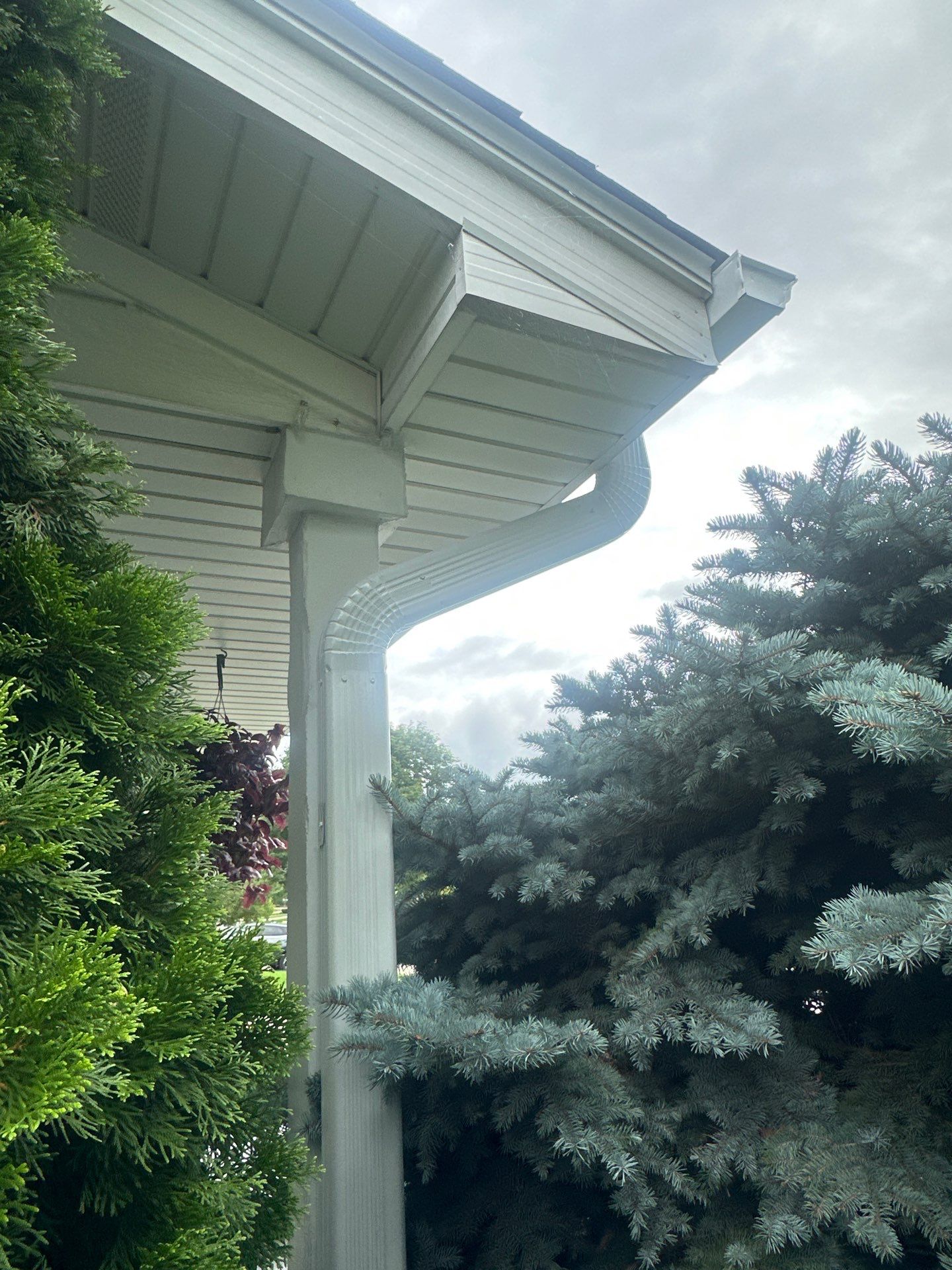 Roof and gutters replacement by Optimal Home Improvement 