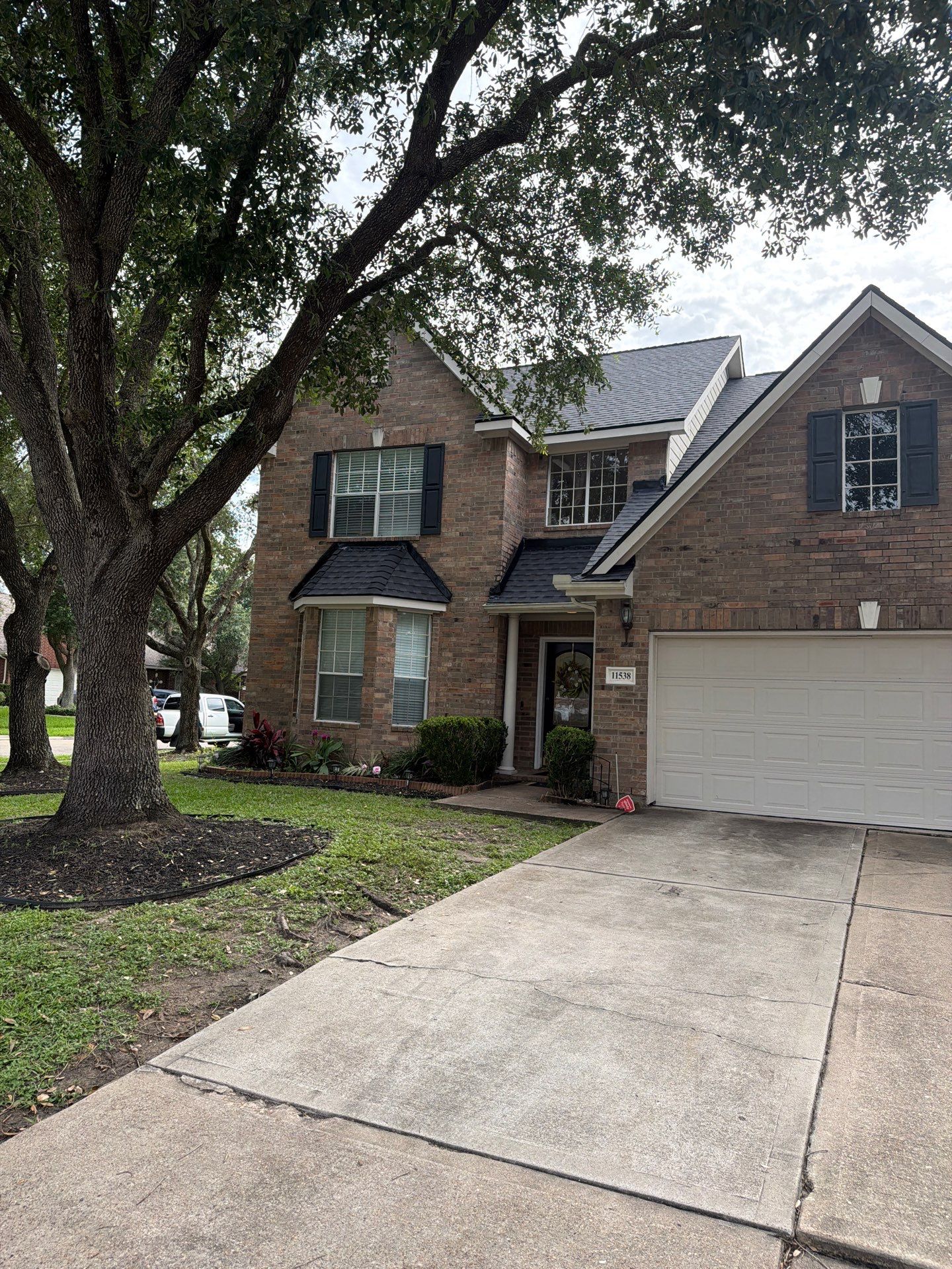 Roof Replacement in Woodbridge, Sugar Land TX by Roof Repair Company