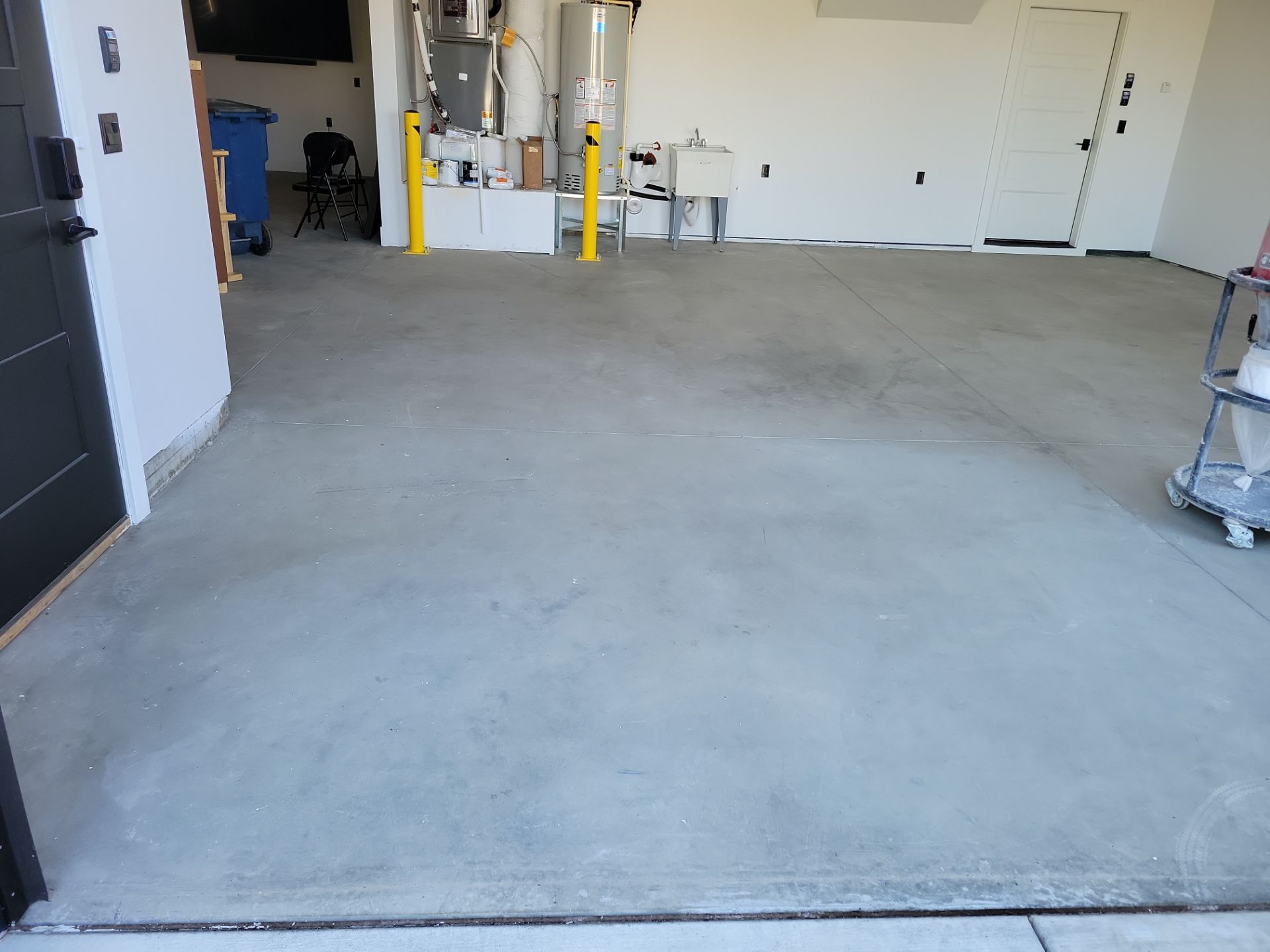 Garage Transformation using Raven by Croc Coatings, LLC