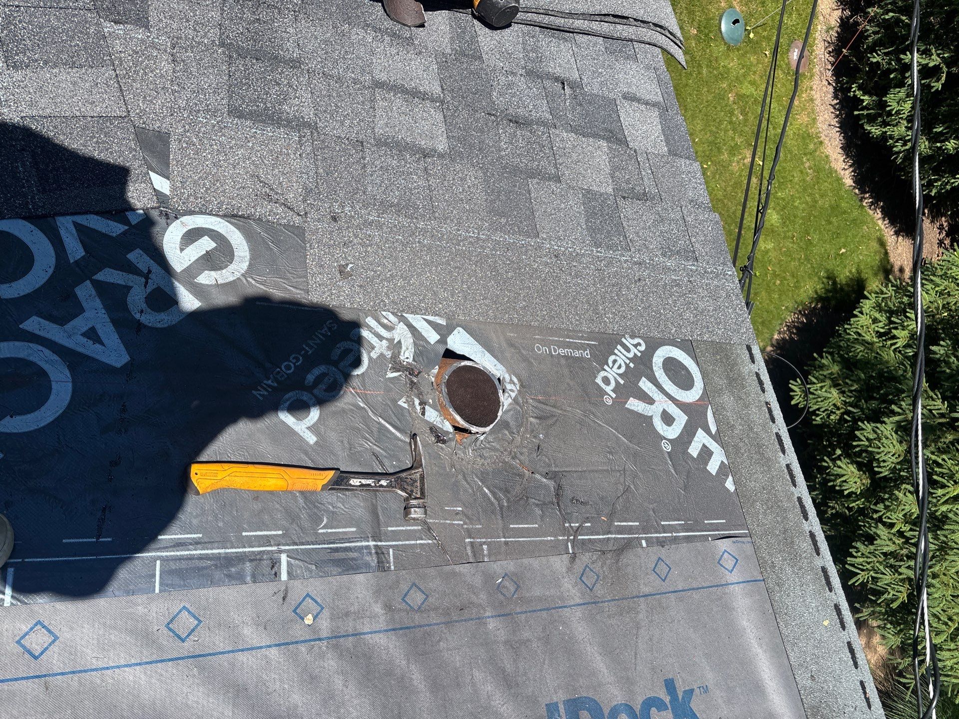 DiGiorgi installs a beautiful roof in Wilton, CT by DiGiorgi Roofing and Siding Inc