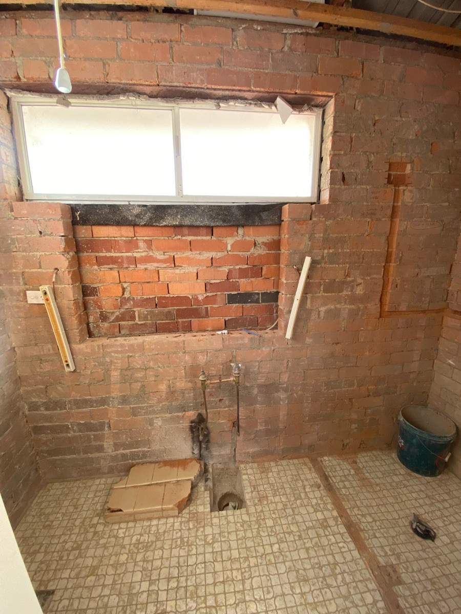 Ensuite Renovation by Re-seal Bathrooms