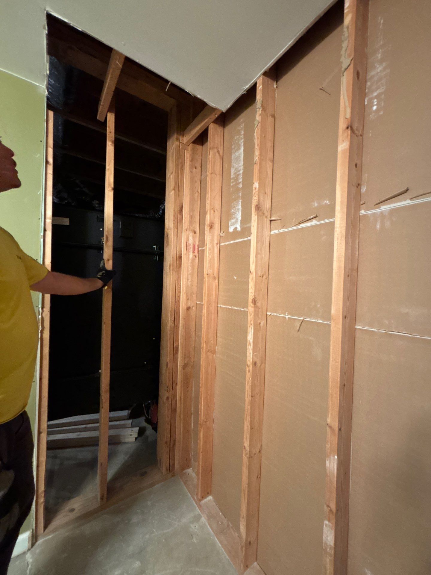 Basement bathroom renovation by Prudencio