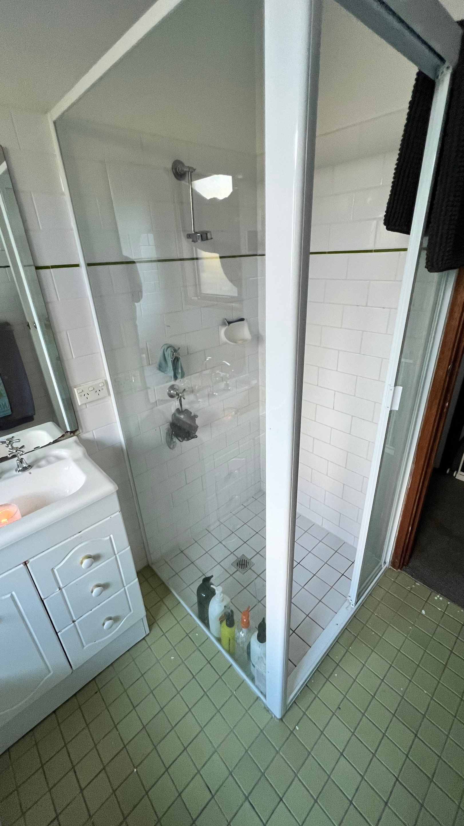 Bathroom Renovations for Rental Properties by Re-seal Bathrooms