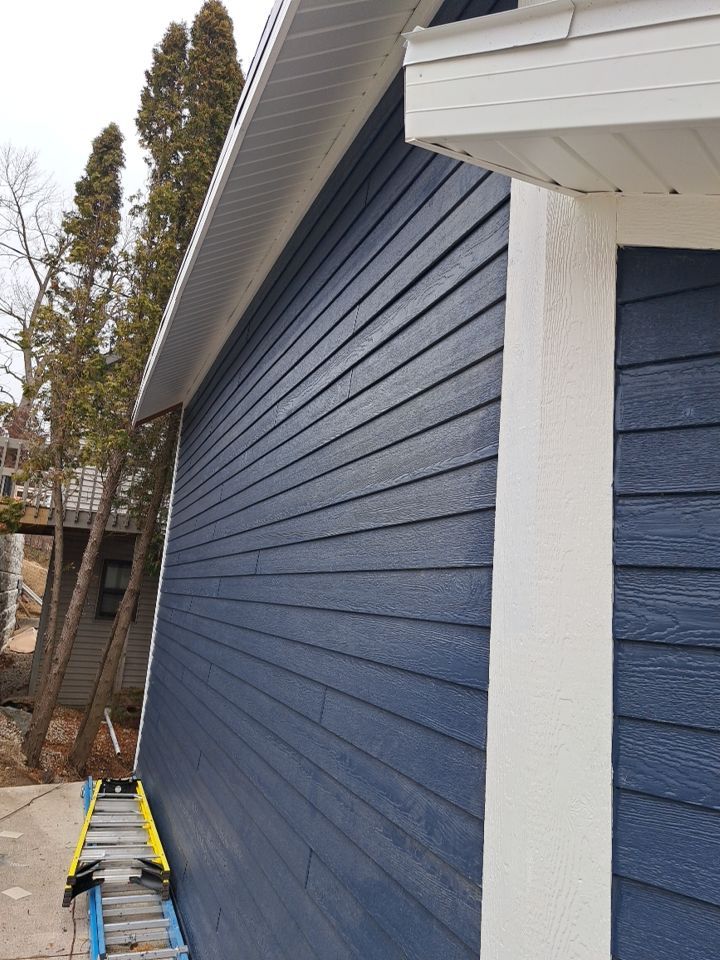 Siding and Window Replacement in Plymouth, WI by Gellings Roofing and Siding LLC