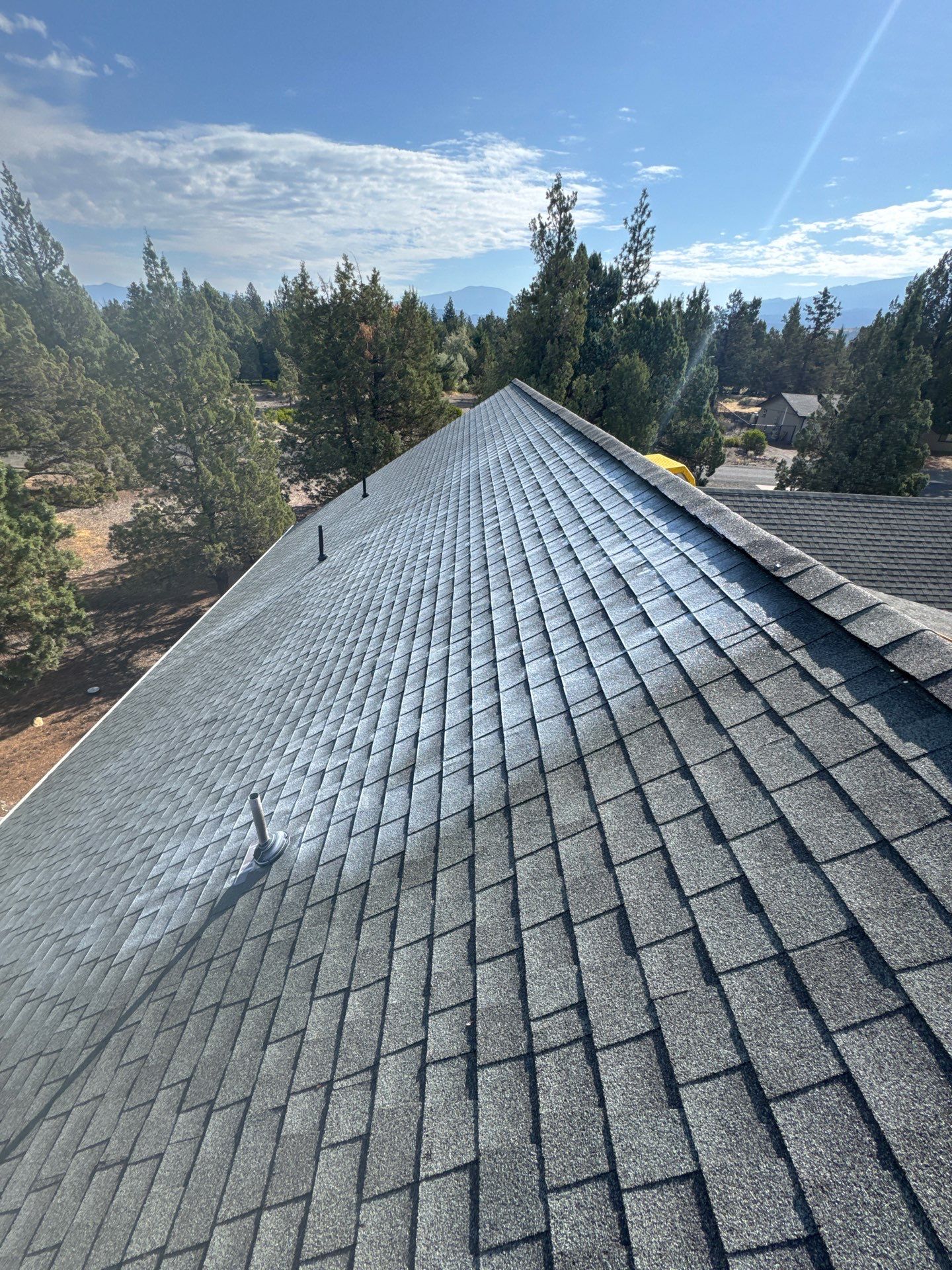 Project in Weed by Roof Maxx of Grants Pass