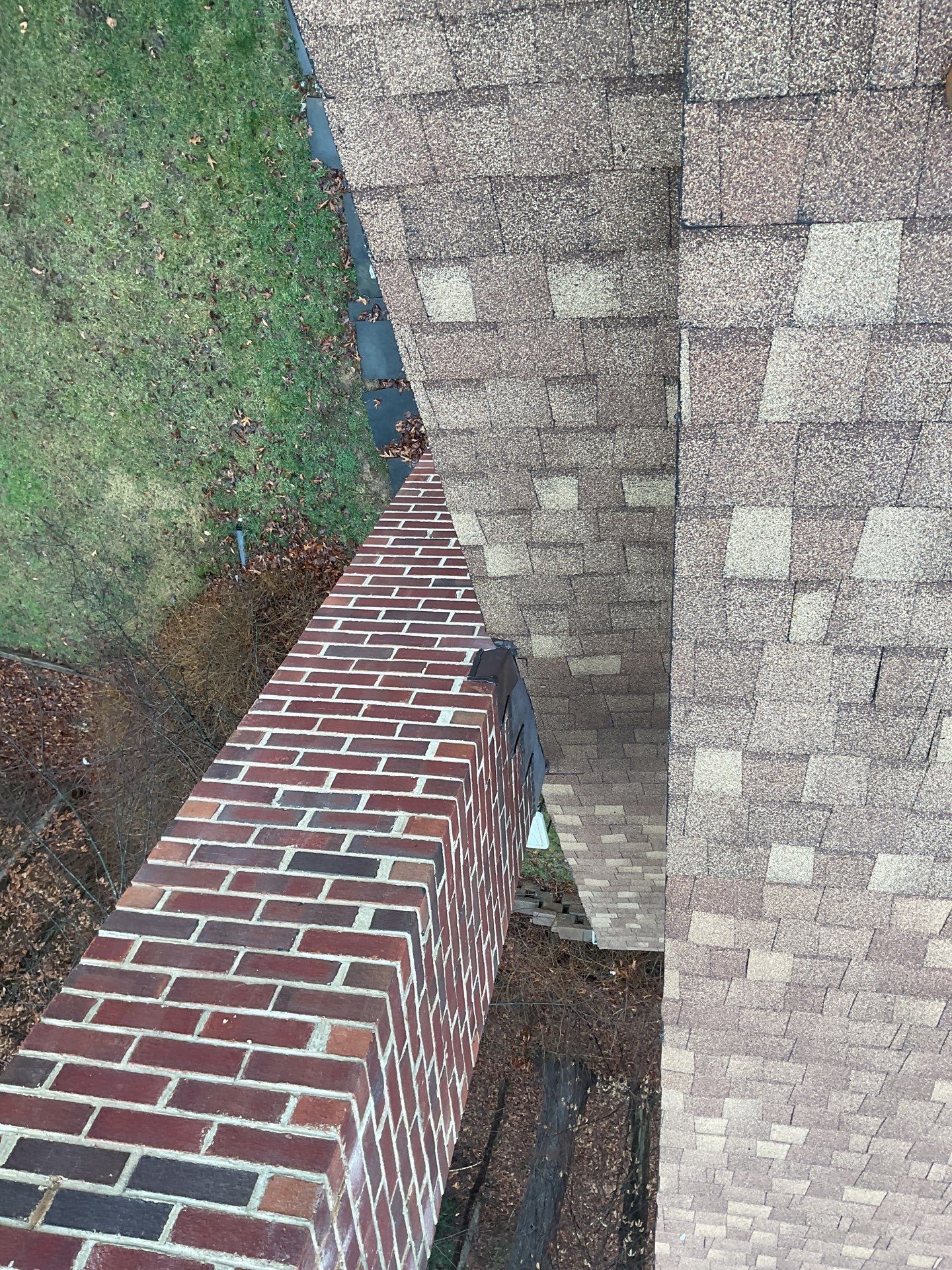 Springfield CertainTeed Landmark in Resawn Shake by RM Banning, Inc.