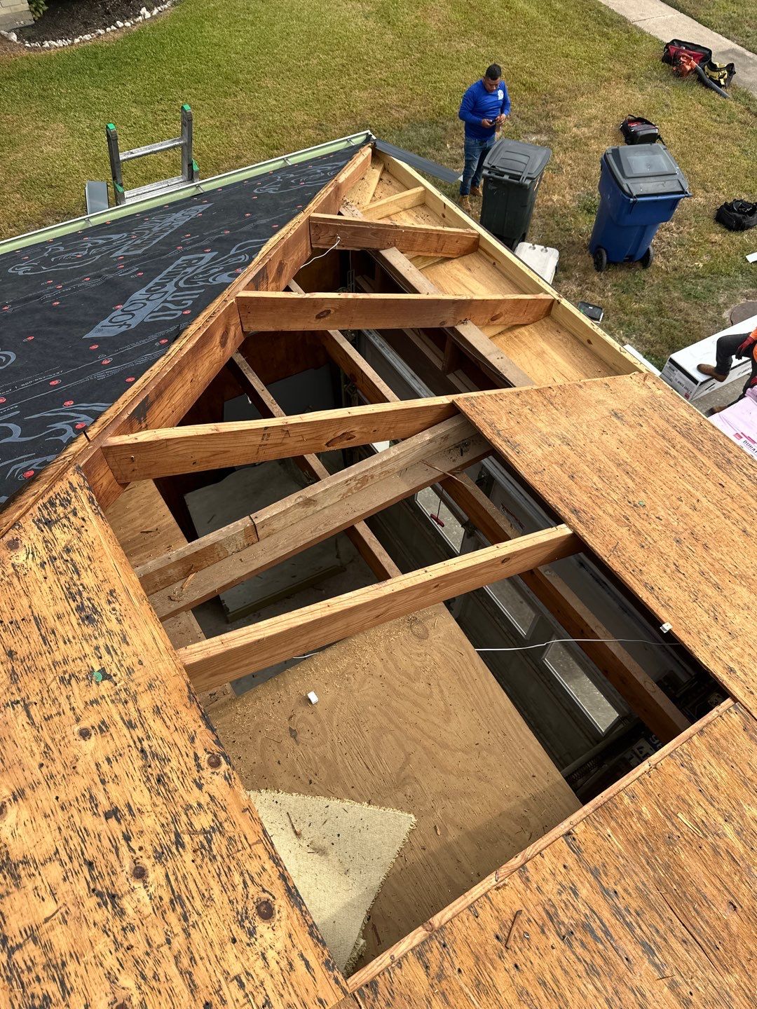 Residential Roofing Installation using Owen's Corning Duration (Lifetime) Shingles by Roof Repair Company