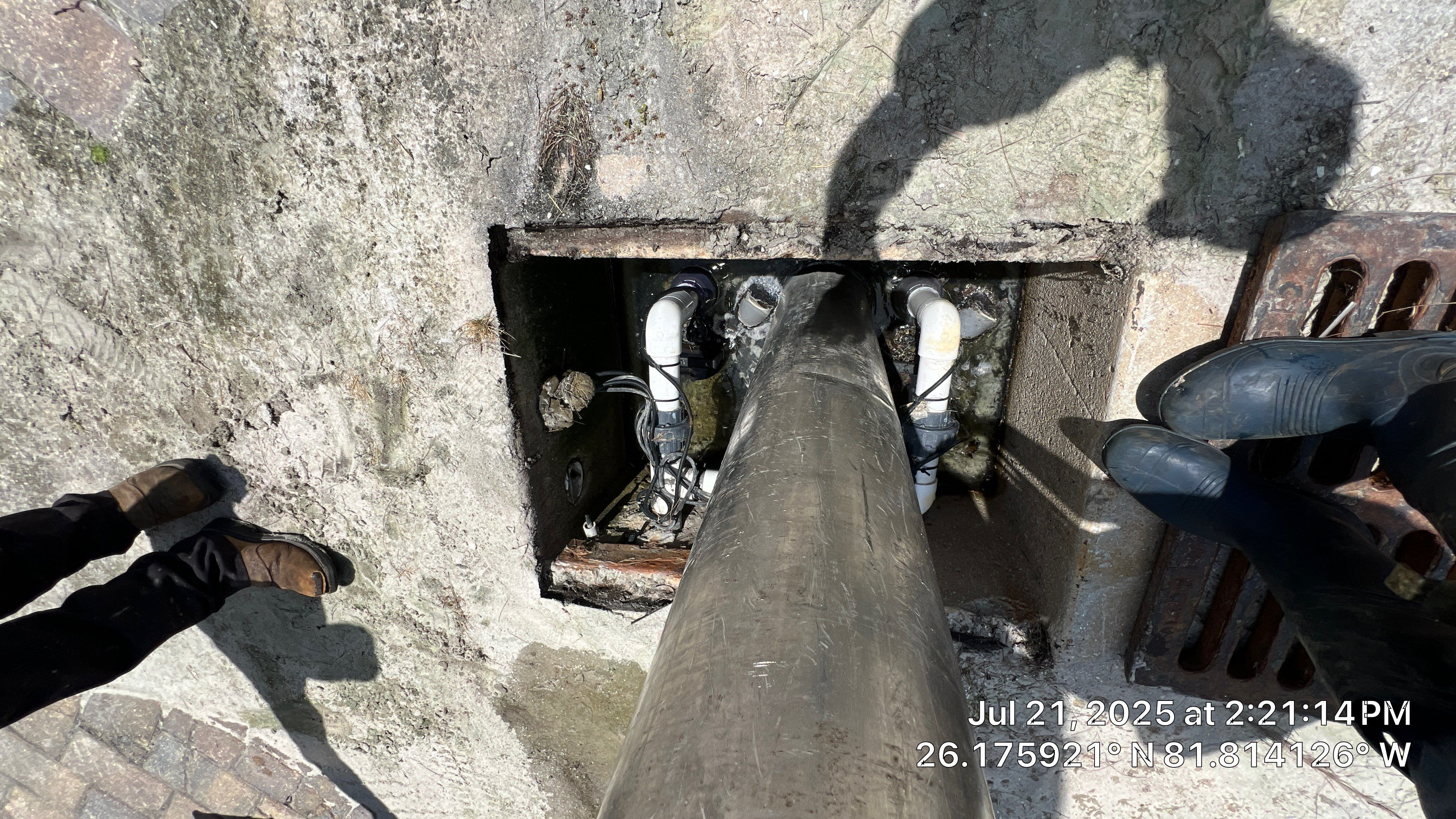 Naples Condo Complex Stormwater System Maintenance and Hurricane Cleanup by APS Power & Water