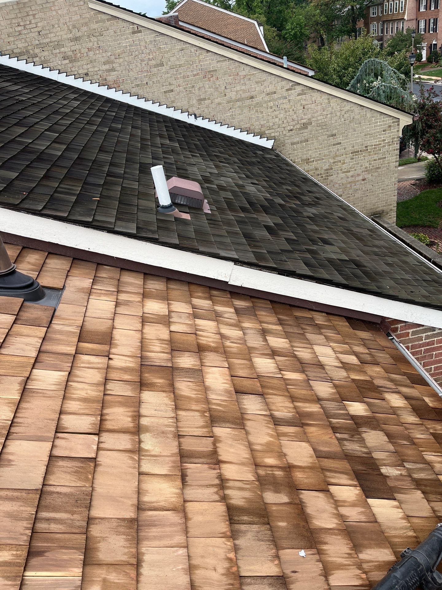 Arlington: Residential Roof Replacement with Perfection CCA-Treated Cedar Shakes by RM Banning, Inc.