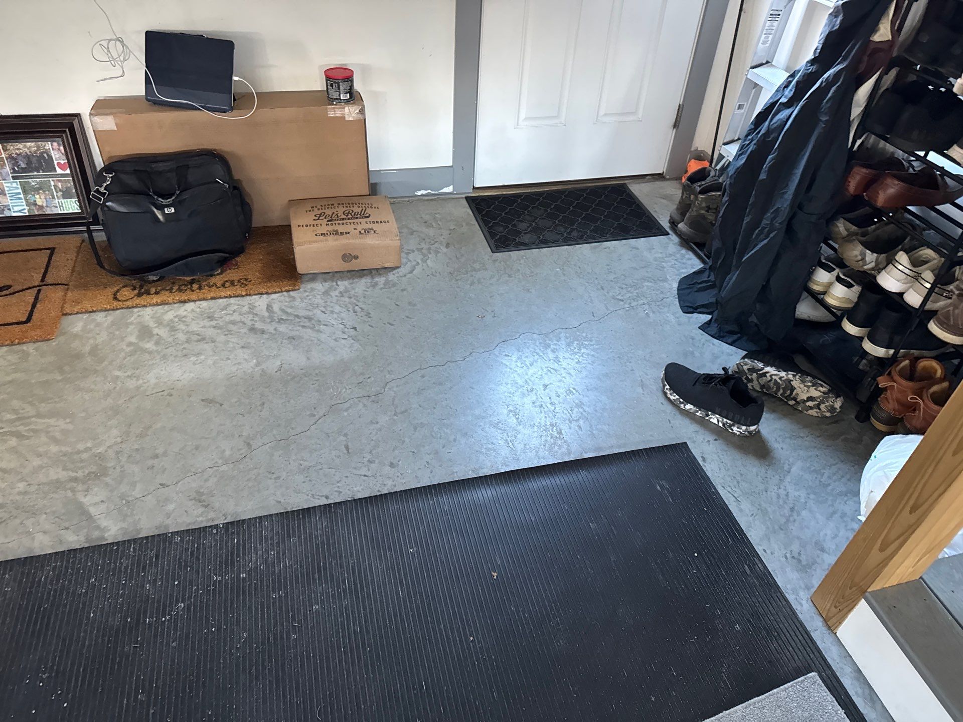 Garage in Nashua, NH 03062 by Symphony Concrete Coatings