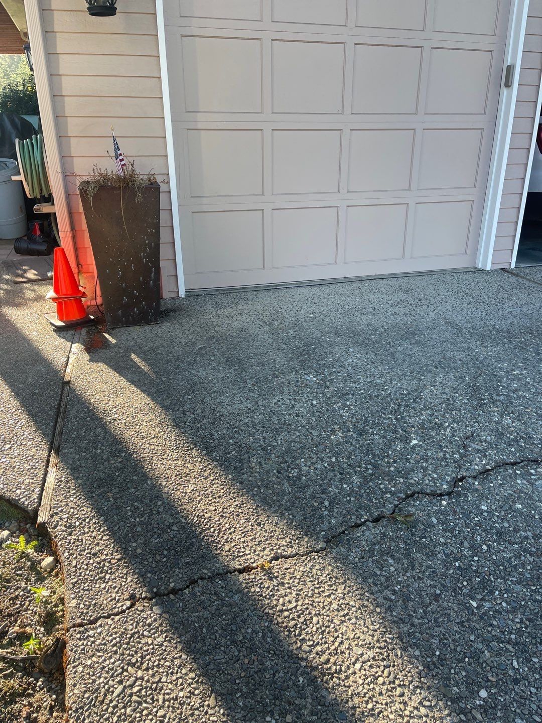 Concrete Driveway Repair | Edmonds  by Jireh Asphalt & Concrete Inc 