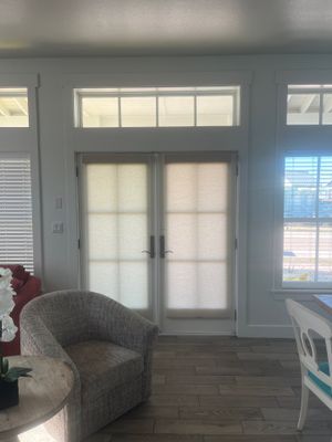 Signature Series Cordless Roller Shades