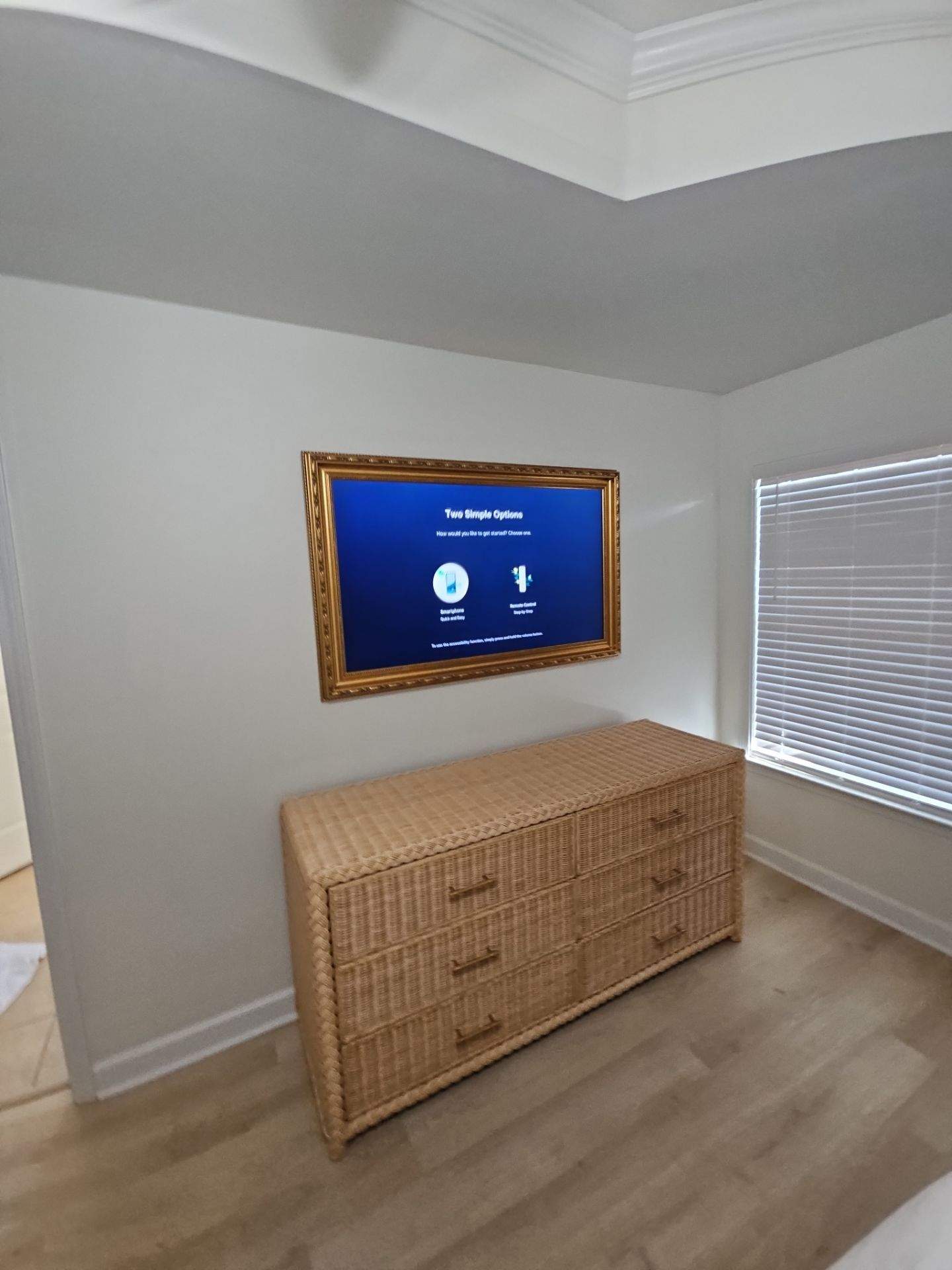 Lifestyle TV & Frame TV Installation Projects by Hangman Mounting & Installation 