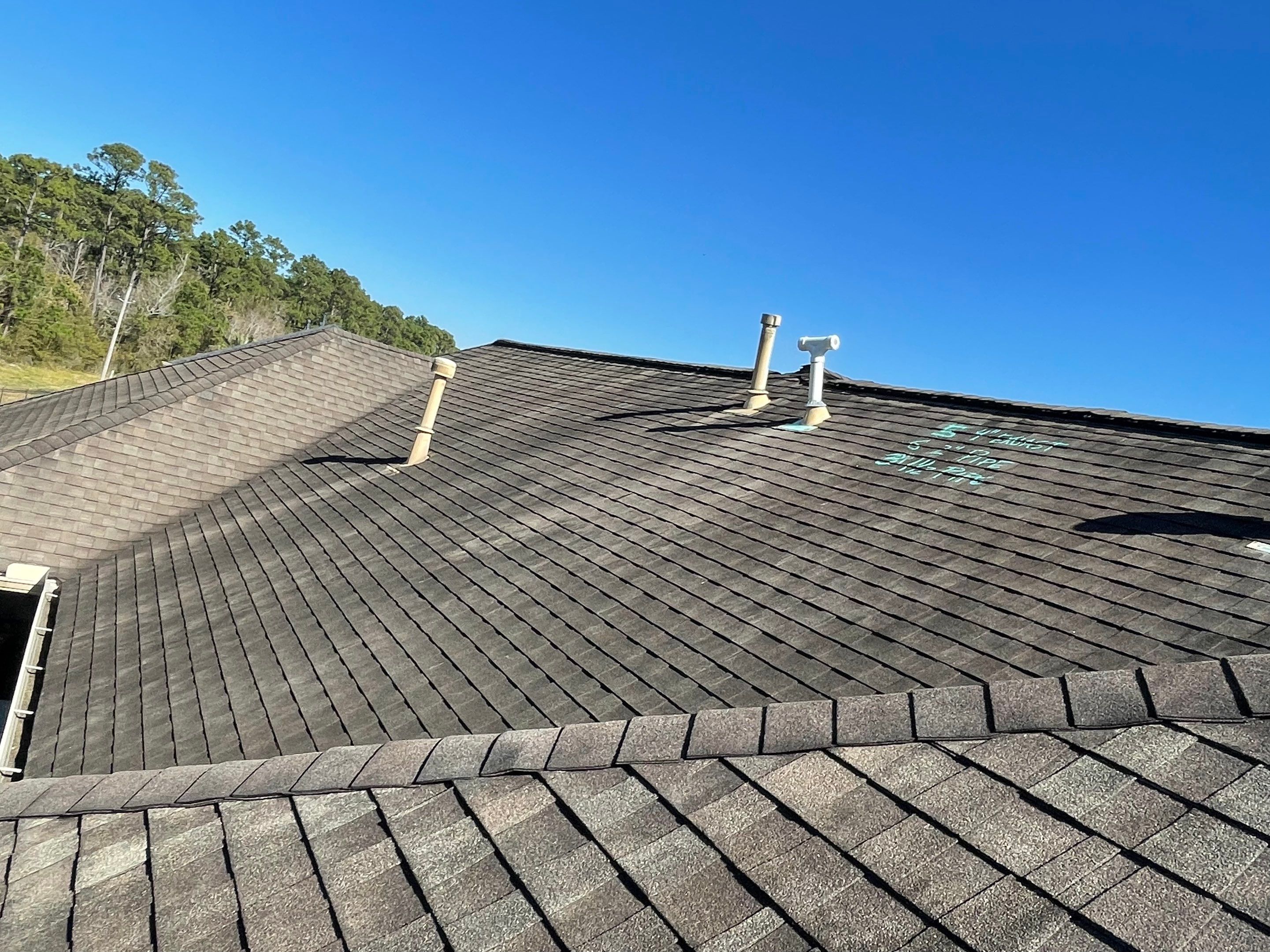 Residential Roof Replacement by Elite Roofing LLC