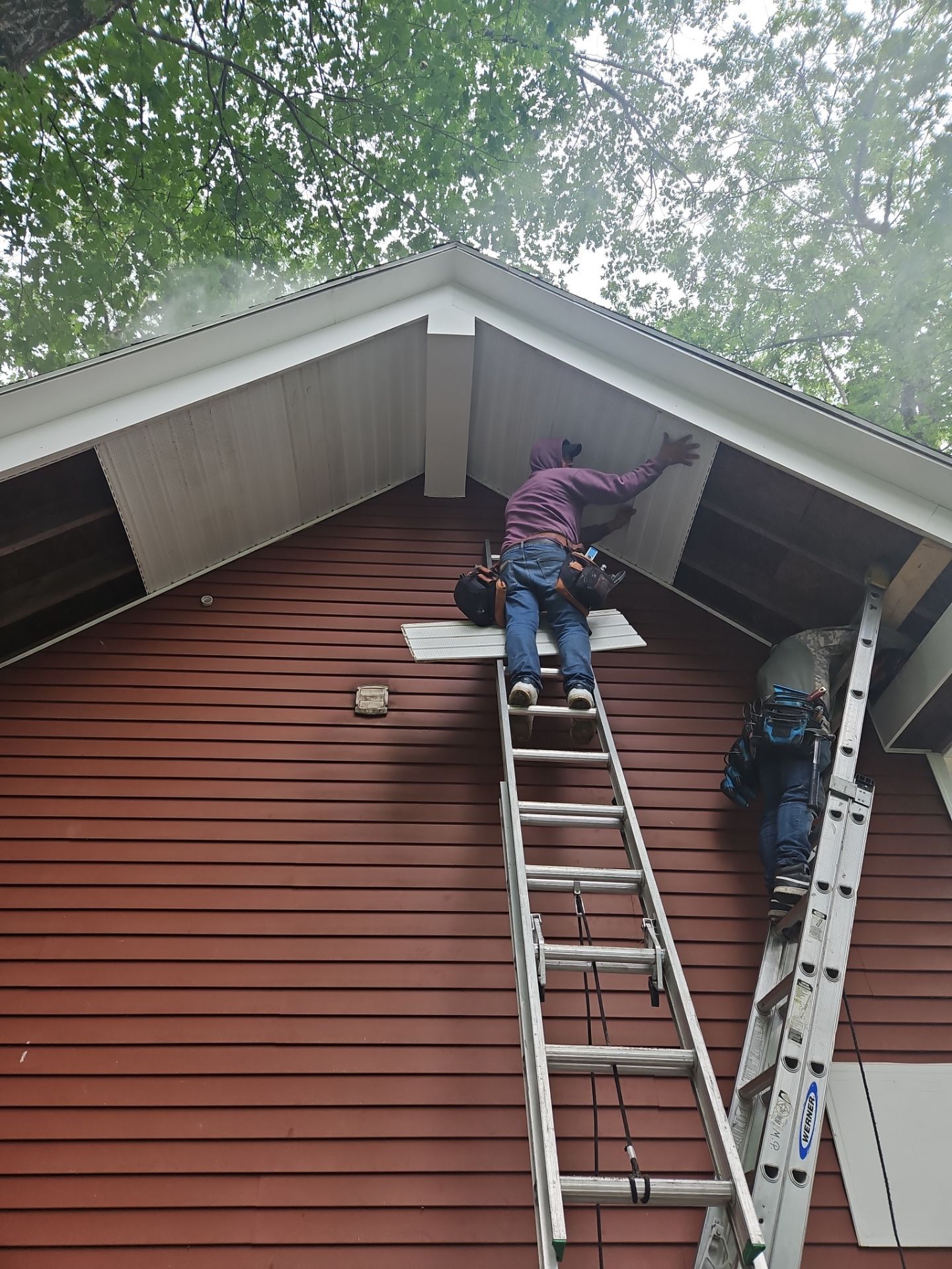 Leak Repair & Roof Wash – Groton, MA by Mighty Dog Roofing of Greater Middlesex County