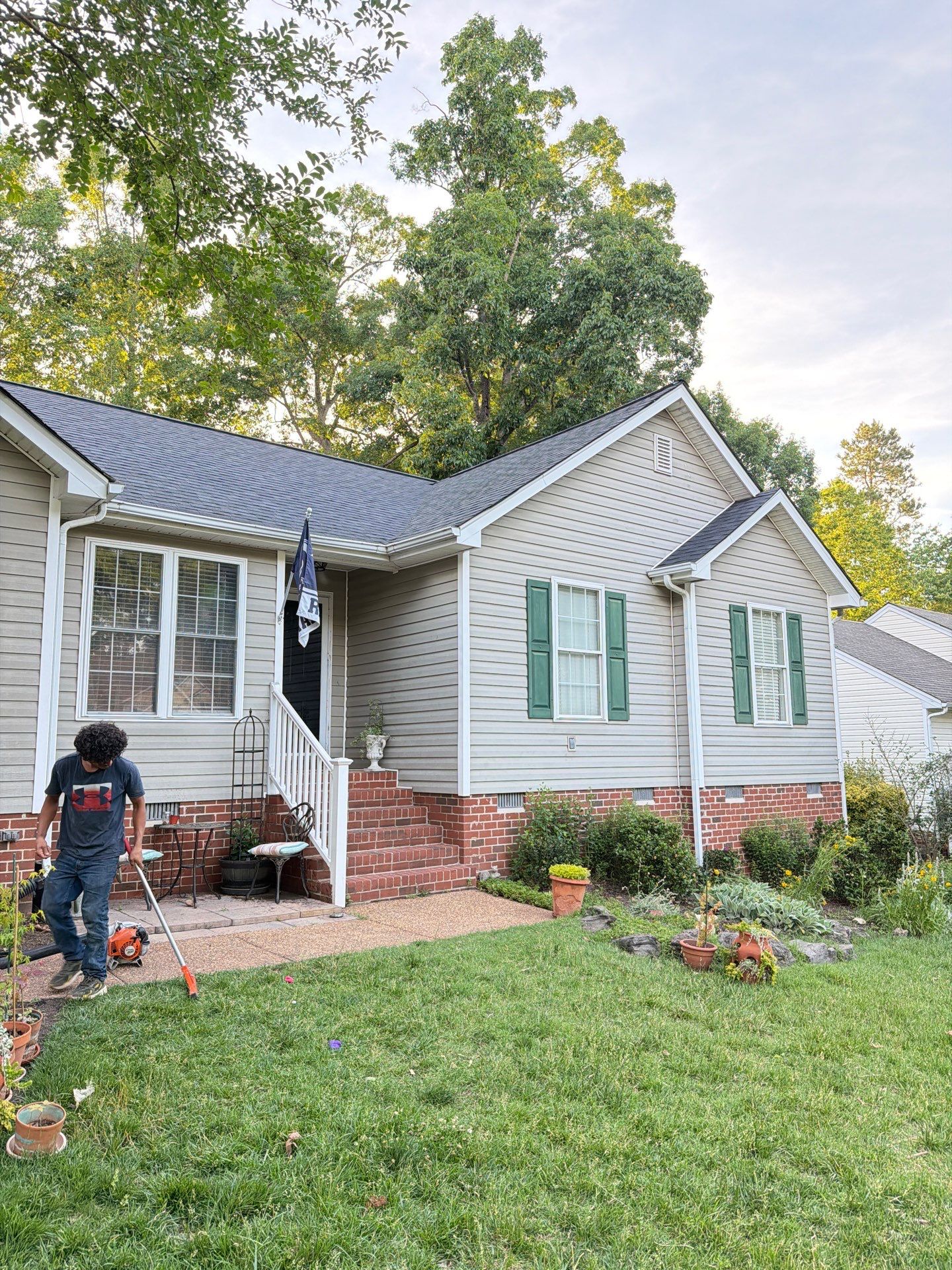 Complete Residential Roof Replacement in Chesterfield by Cade Construction