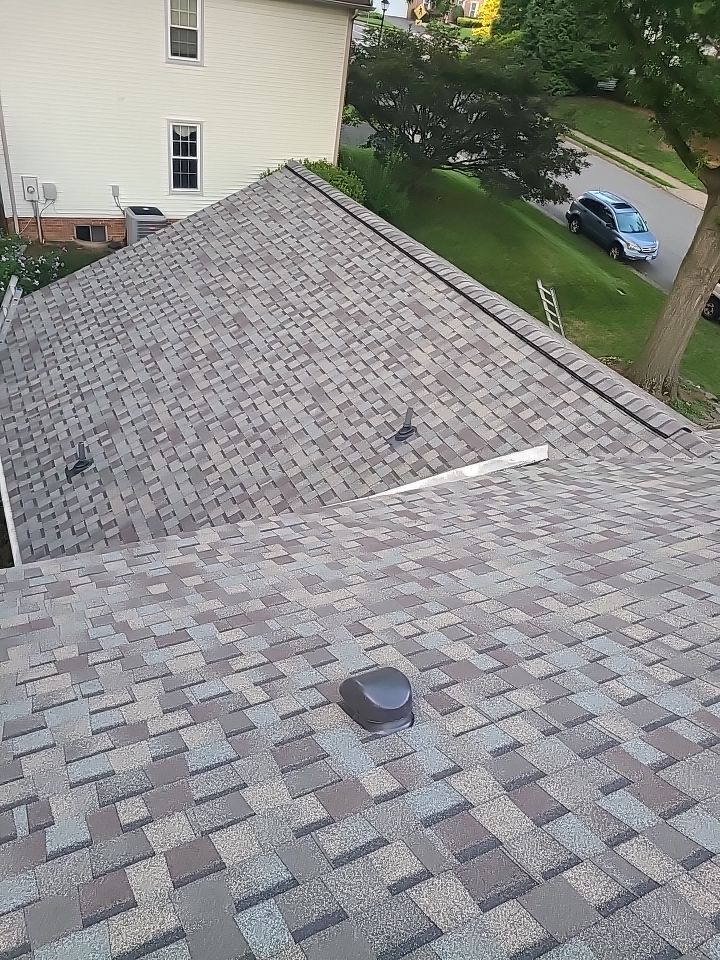 Burke: CertainTeed Landmark Pro Architectural Shingles in Max Def Weathered Wood by RM Banning, Inc.