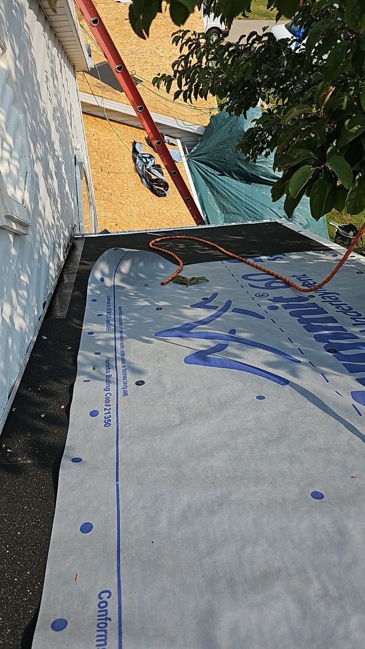 ATLAS PINNACLE COLOR: COASTAL GRANITE by Eagle Eye Roofing