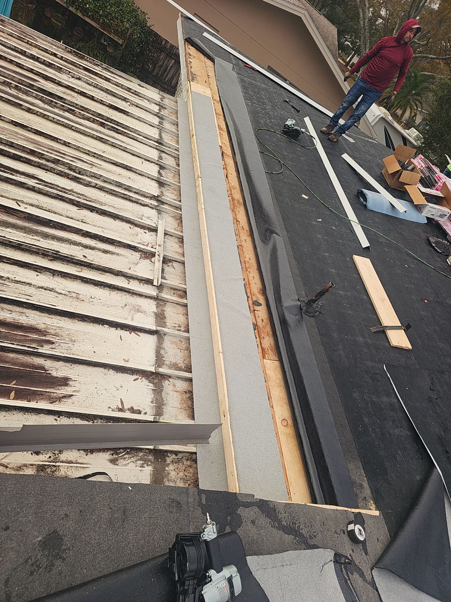 Project in Largo 33771 by Mitchell Roofing Company LLC