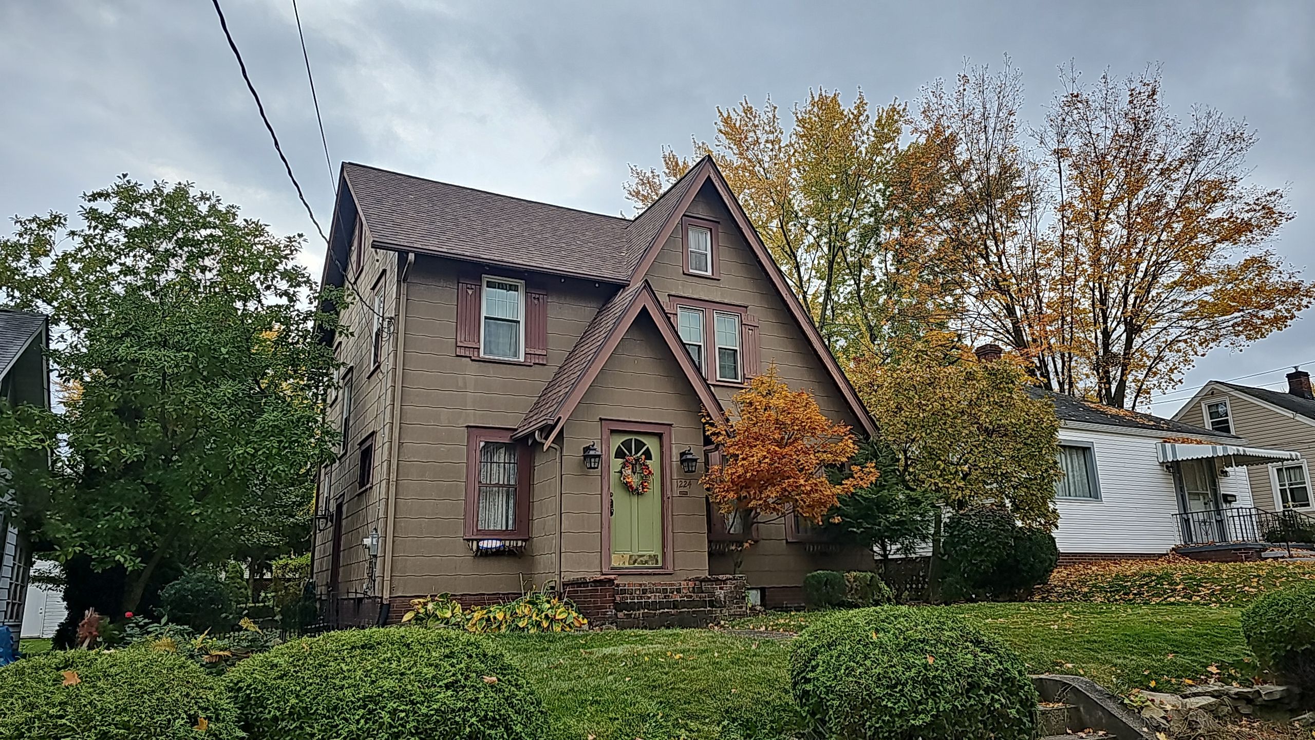 ATLAS PINNACLE COLOR: BURNT HICKORY DRIP EDGE: ROYAL BROWN by Eagle Eye Roofing