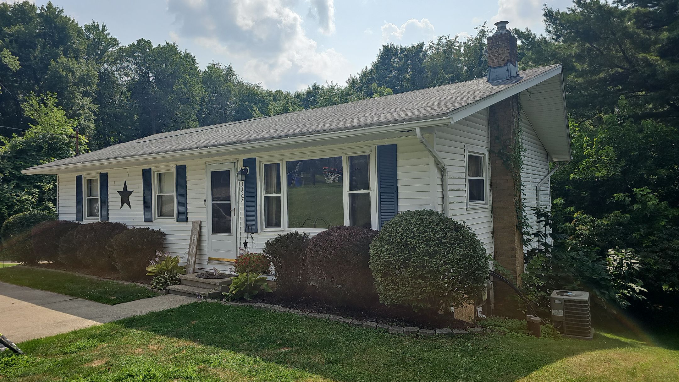 ATLAS PINNACLE COLOR: PEWTER by Eagle Eye Roofing