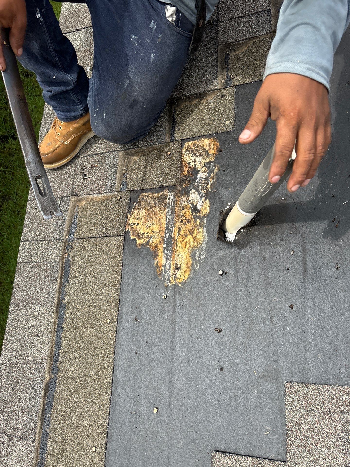 Residential Roofing Repair using Owen's Corning Duration (Lifetime) Shingles by Roof Repair Company