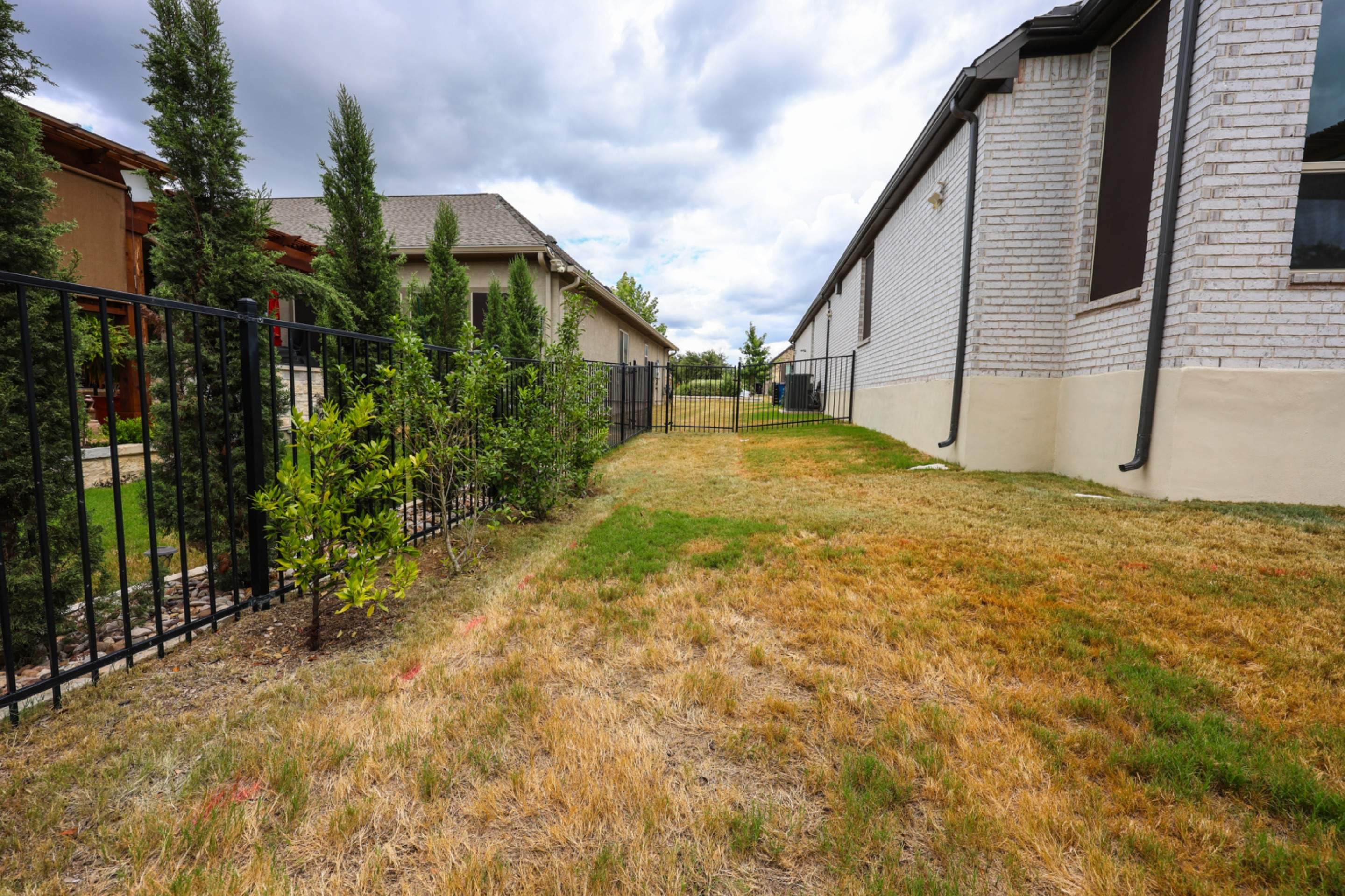Royal Oak Estates - San Antonio,TX by Hole In One Lawns, LLC