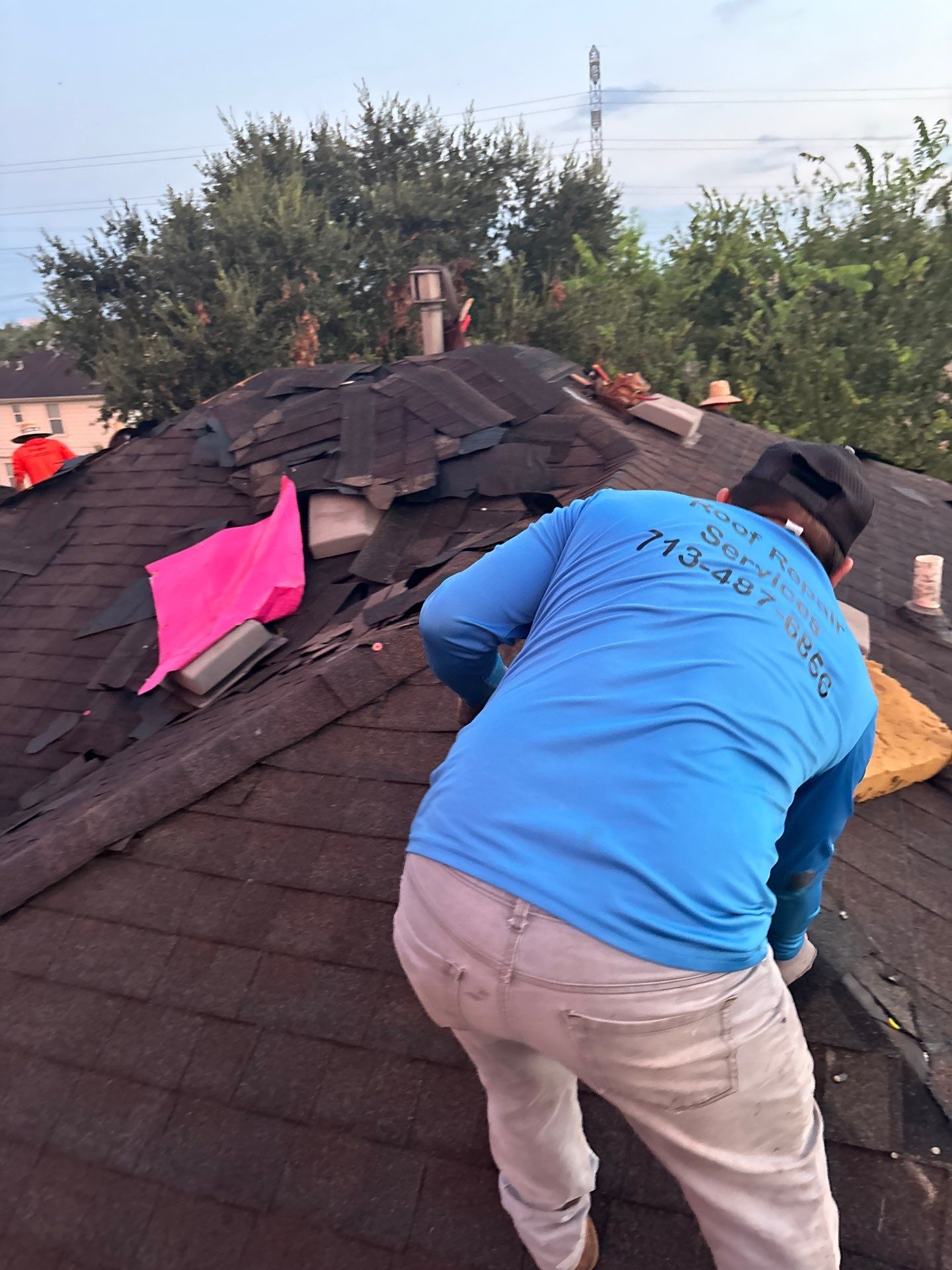 Residential Roofing Installation using Owen's Corning Duration (Lifetime) Shingles by Roof Repair Company