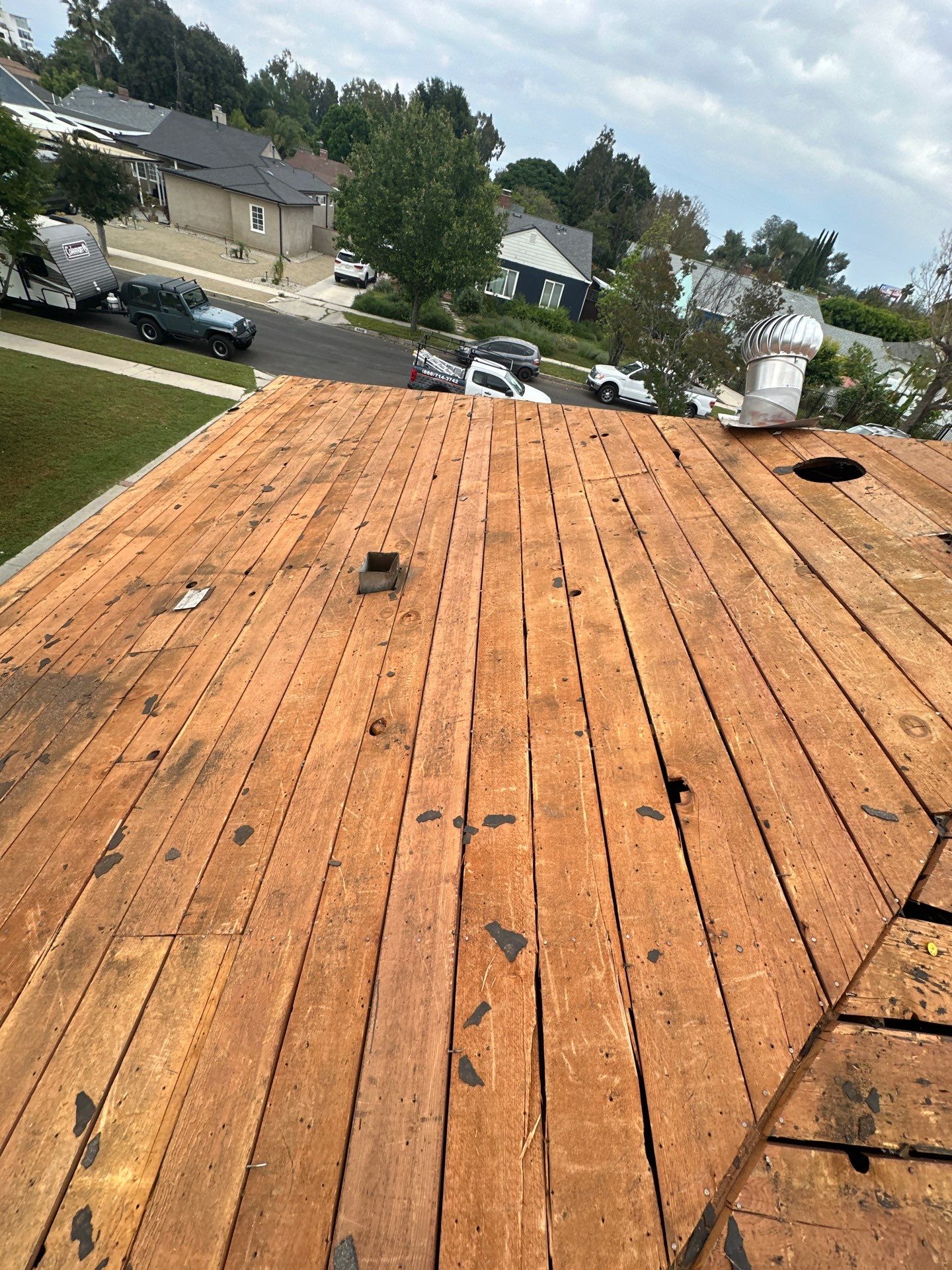 Roof Replacement - Los Angeles, CA 91335 by Epic Roof Replacement