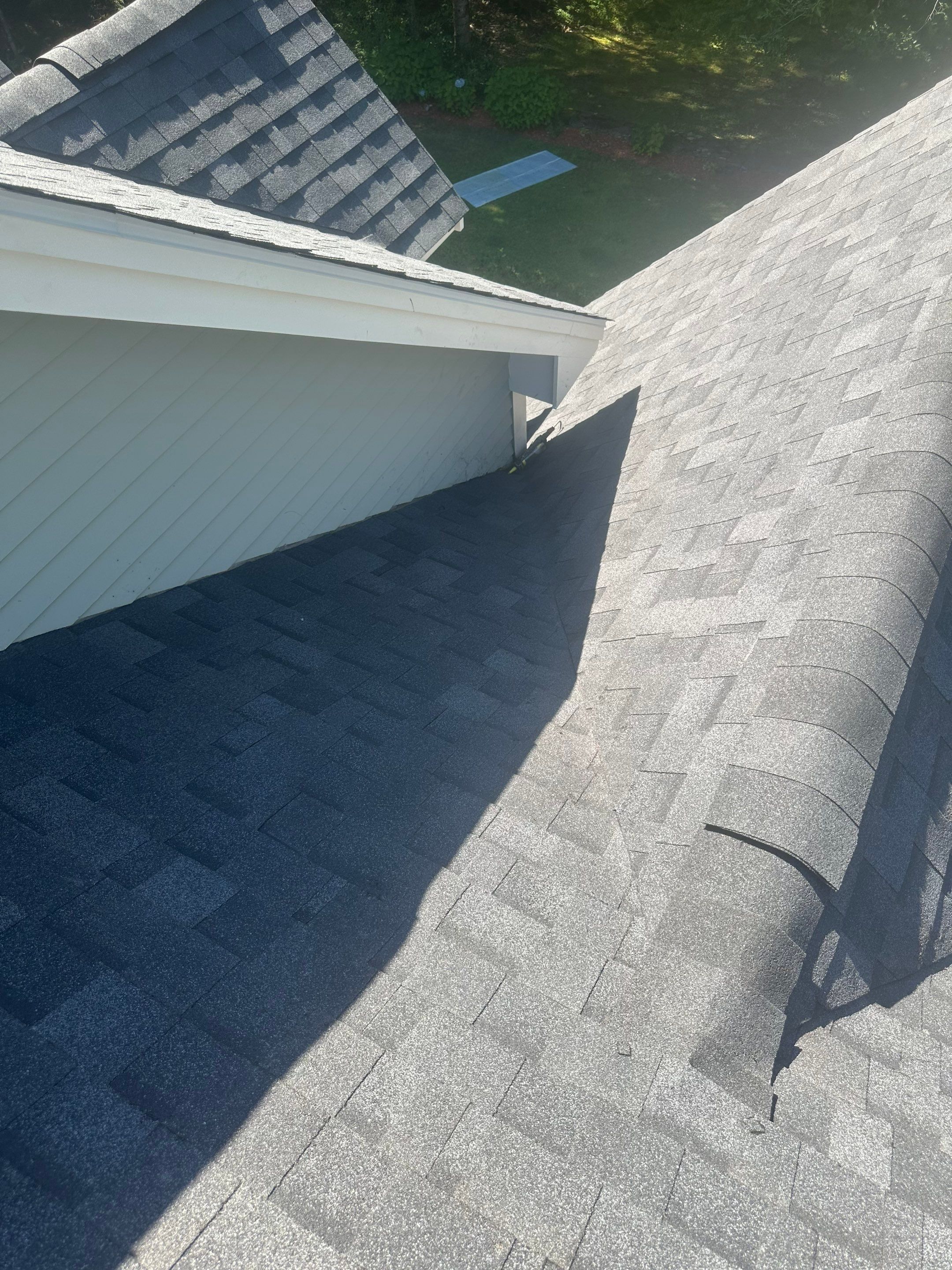 š IKO Roof Transformation in Berwick, Maine! š²šØ by Tall pine roofing