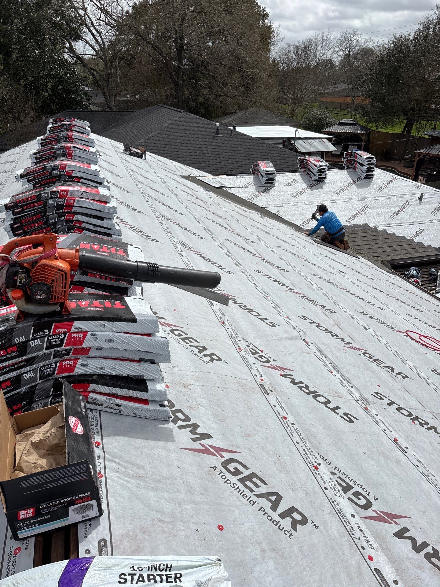 Roof Replacement Houston by Roof Repair Company