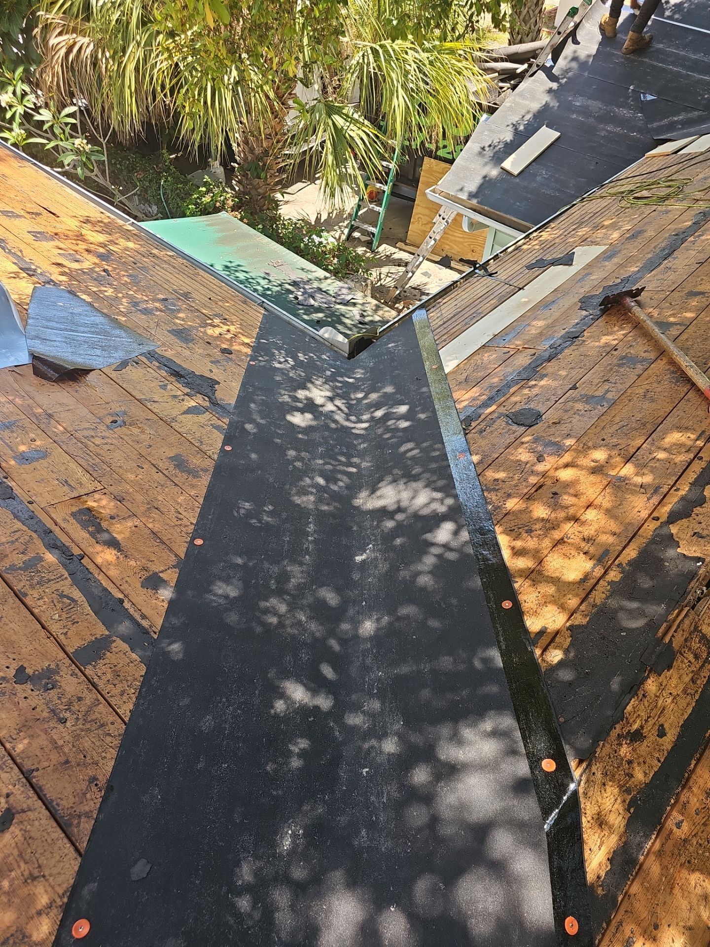 Project in Gulfport 33707 by Mitchell Roofing Company LLC