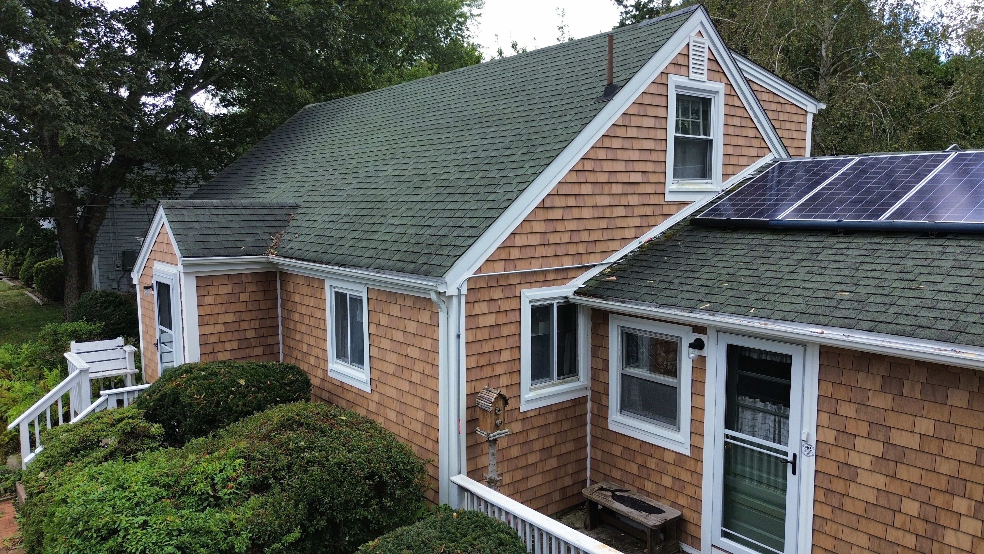 Narragansett CertainTeed Cedar Impressions Individual 5" Sawmill Shingles by Rinaldi Brothers