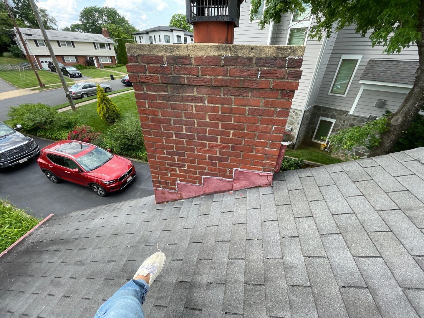 McLean: CertainTeed Landmark Designer Shingles in Charcoal Black by RM Banning, Inc.