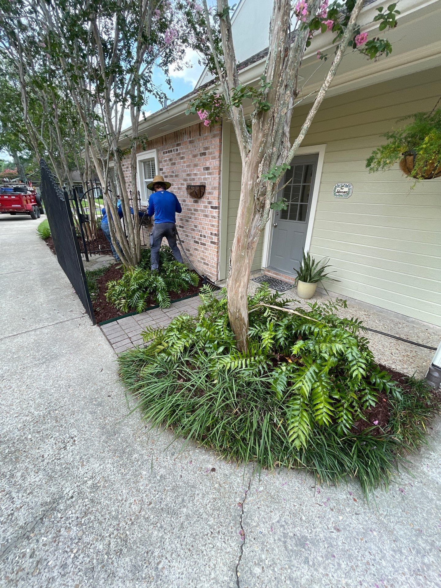 LANDSCAPE SERVICES: DEMO / BED PREP / CUT IN BED EDGES / MULCH INSTALL using BROWN MULCH "BARK BRITE" & ROAD ROCK by CutScape, LLC.